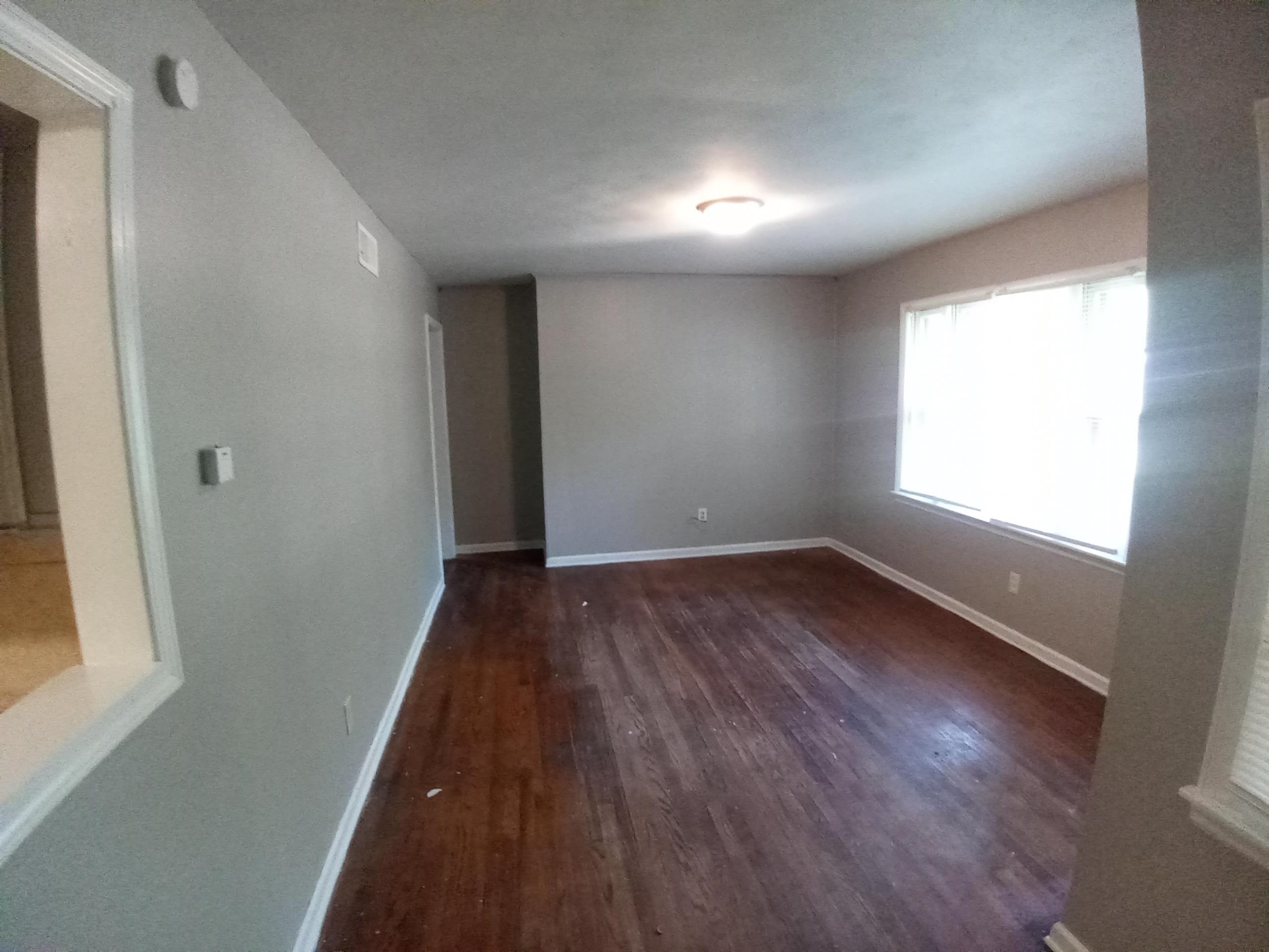 1675 Haywood Ave Property Photo 5