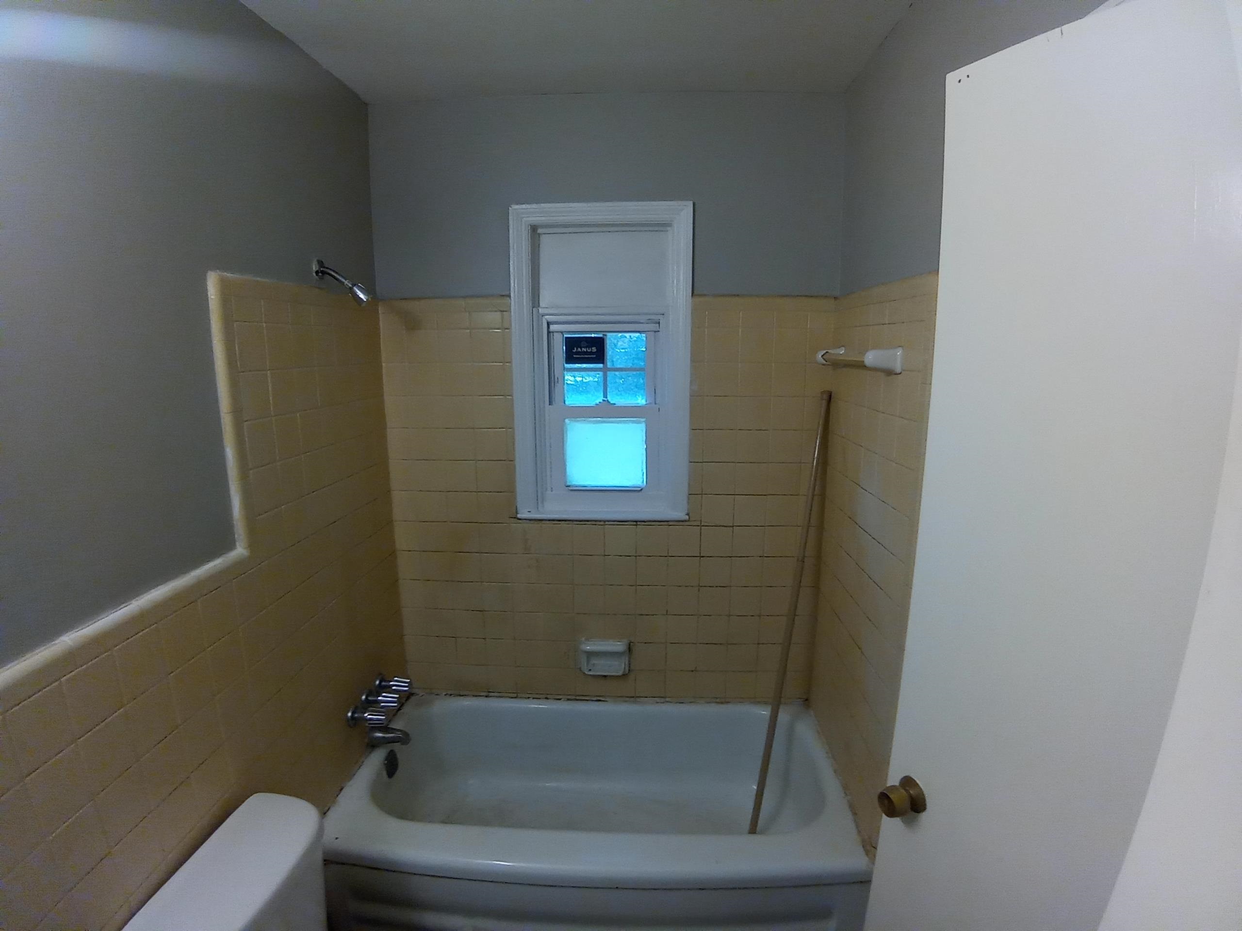 1675 Haywood Ave Property Photo 11