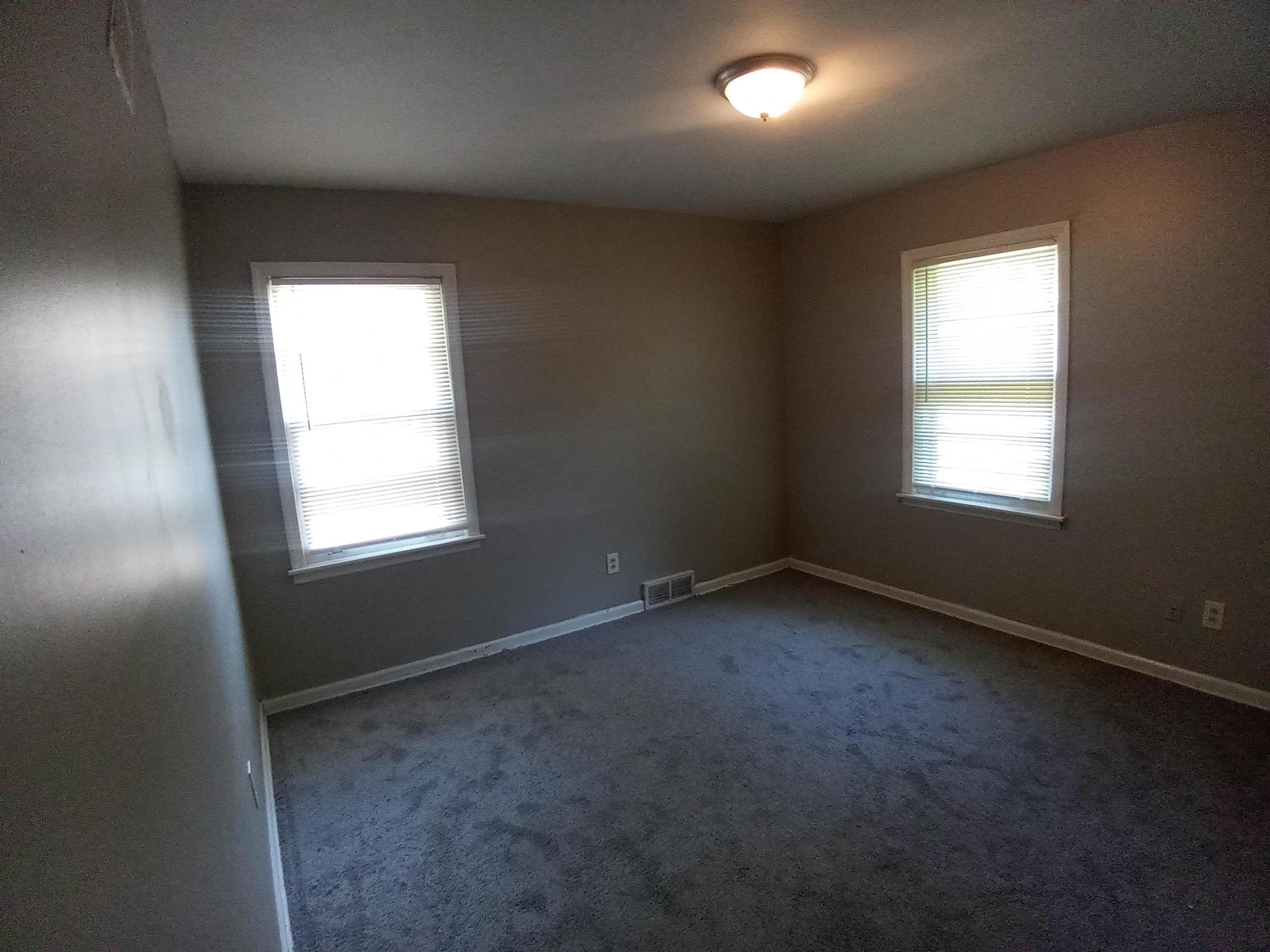 1675 Haywood Ave Property Photo 15