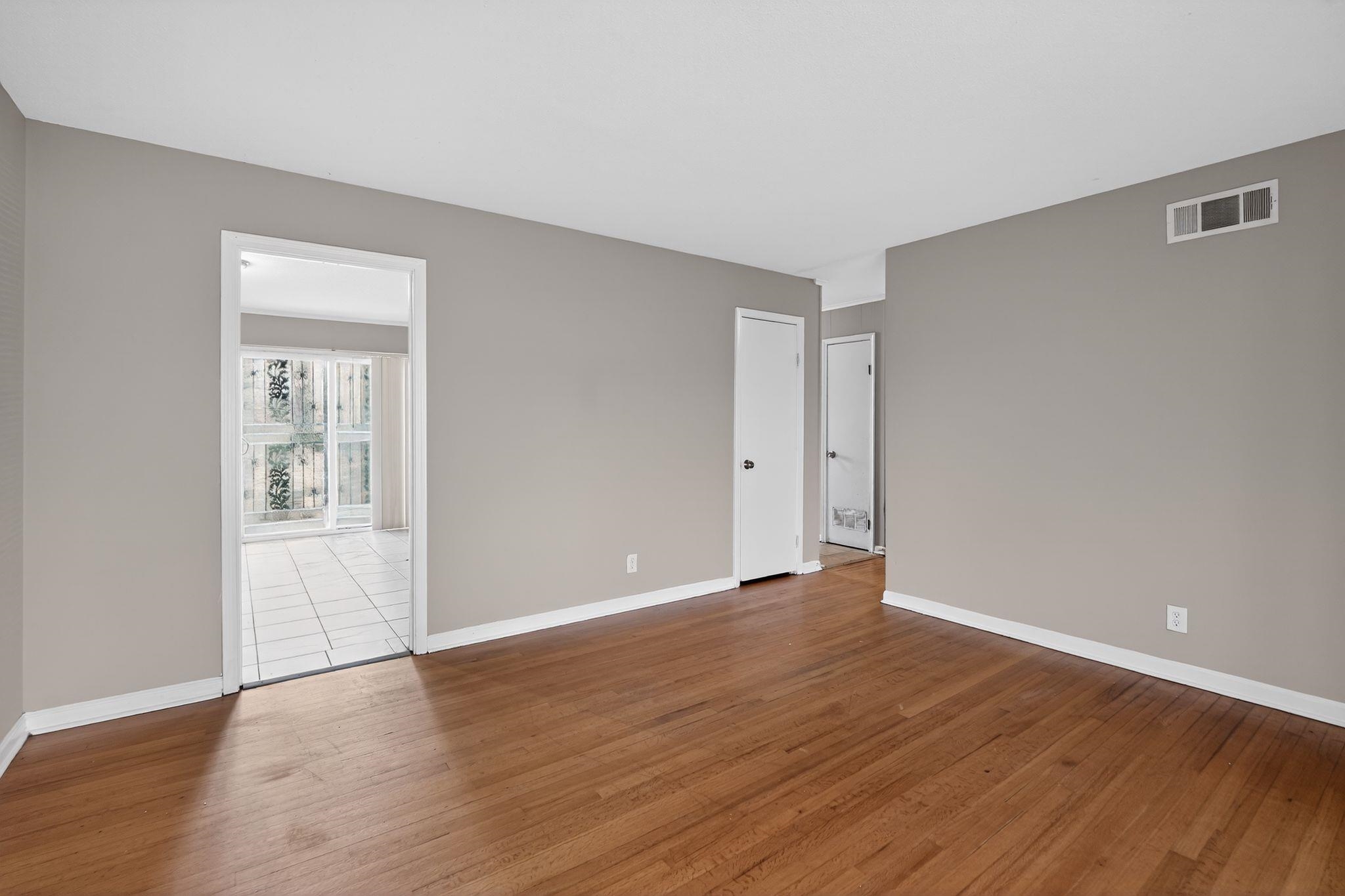4378 Hawkeye St Property Photo 15