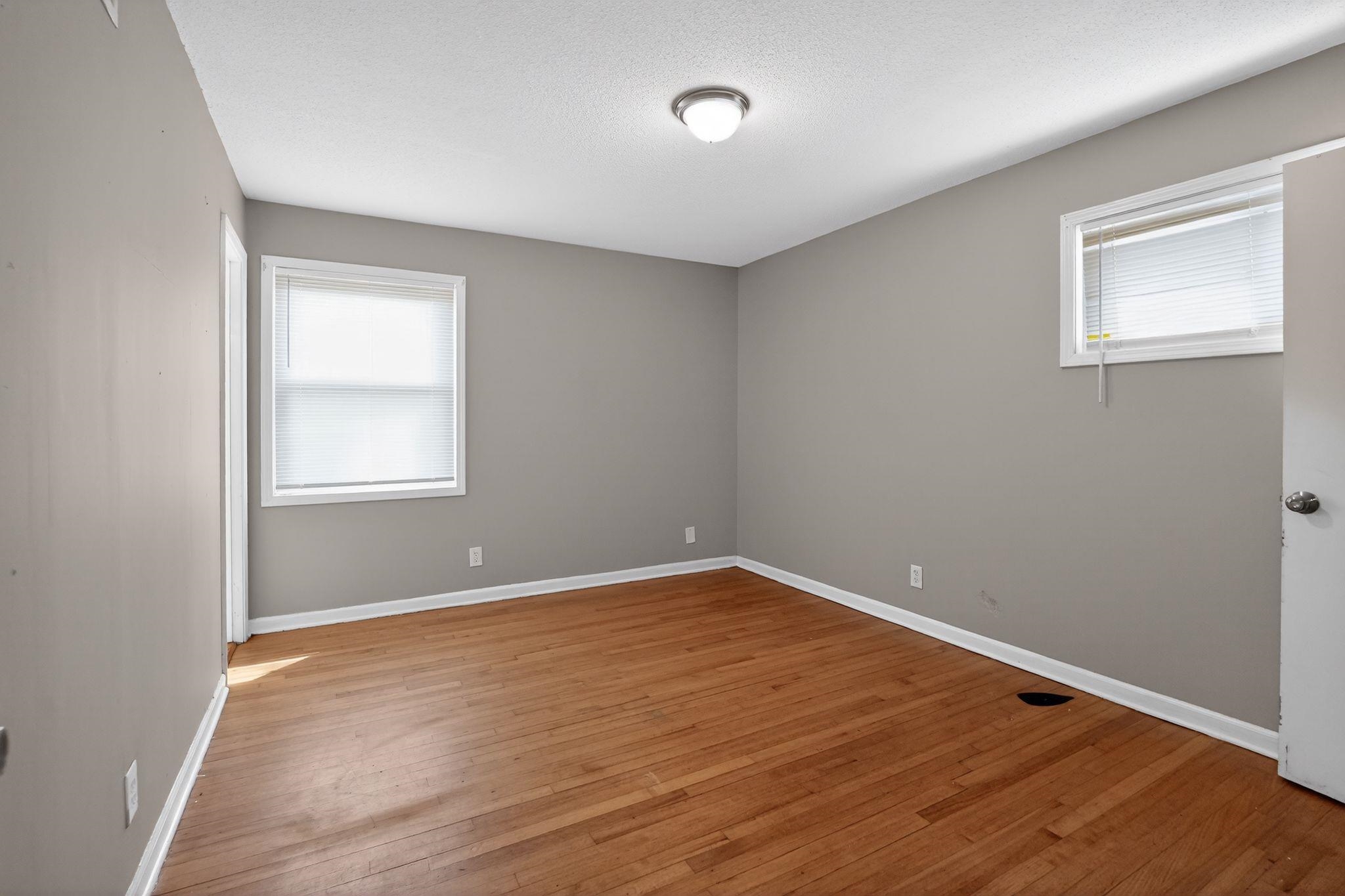 4378 Hawkeye St Property Photo 17