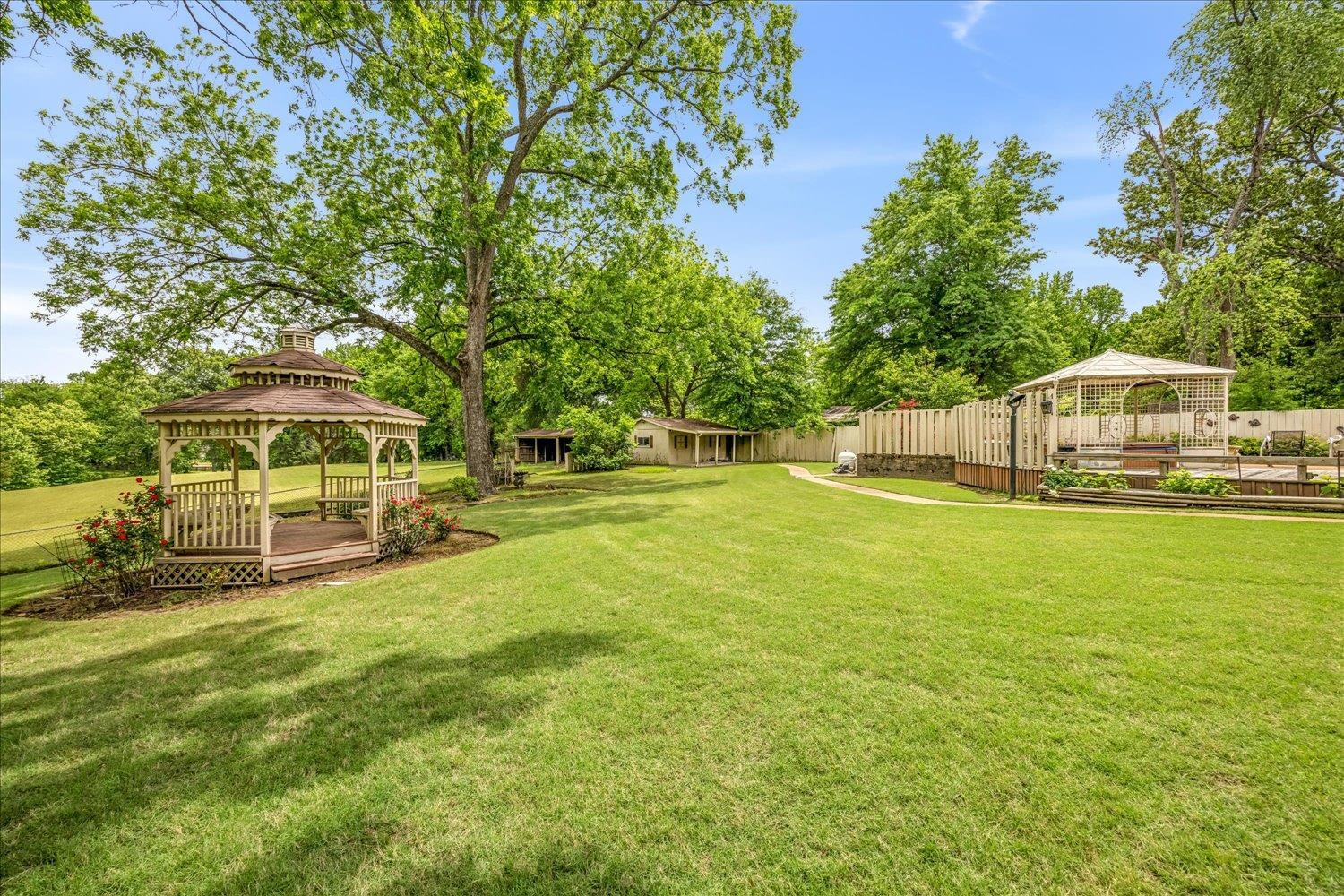 3748 Old Brownsville Rd Property Photo 38