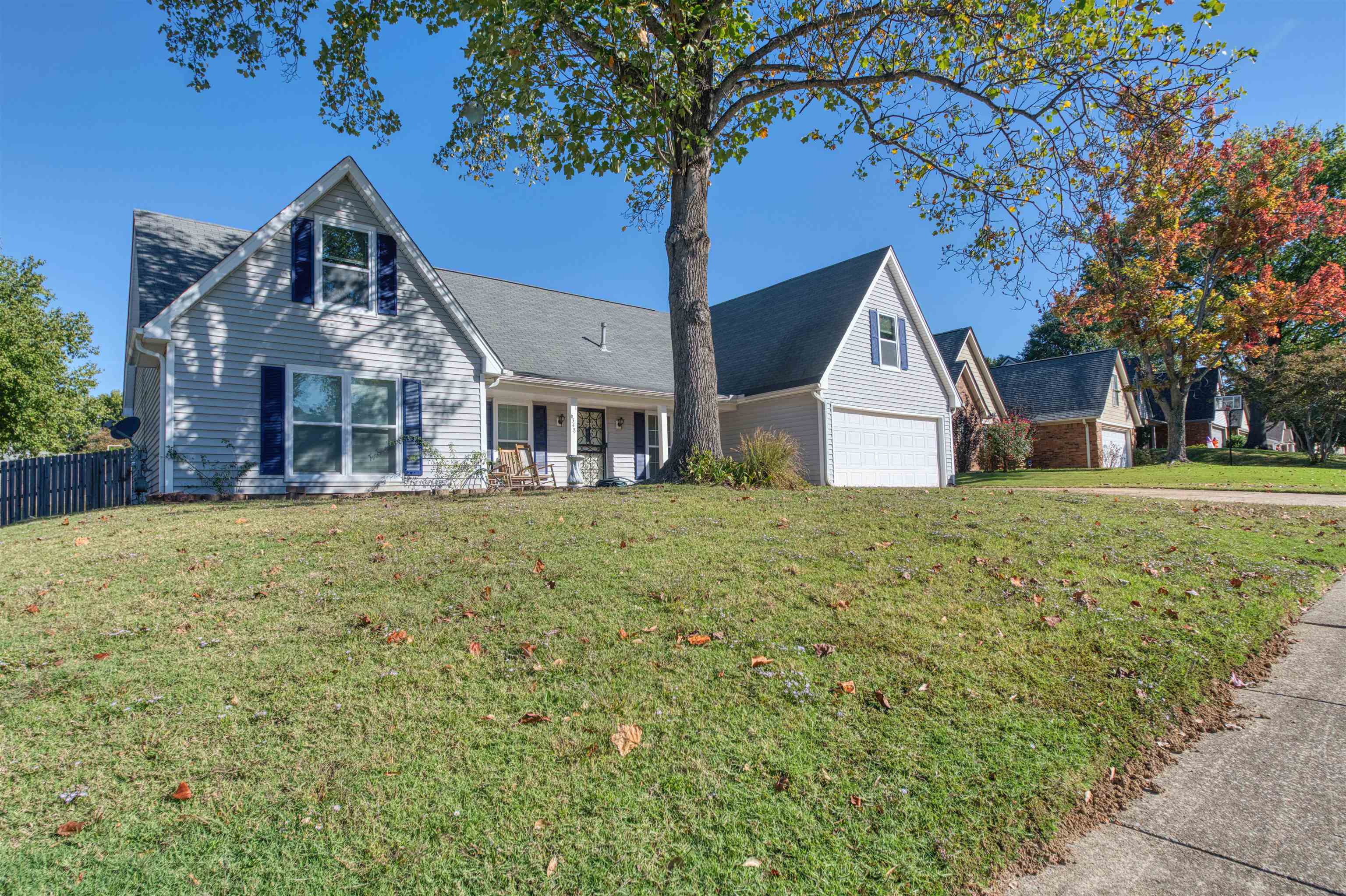 6348 Eastbrier Dr Property Photo 2
