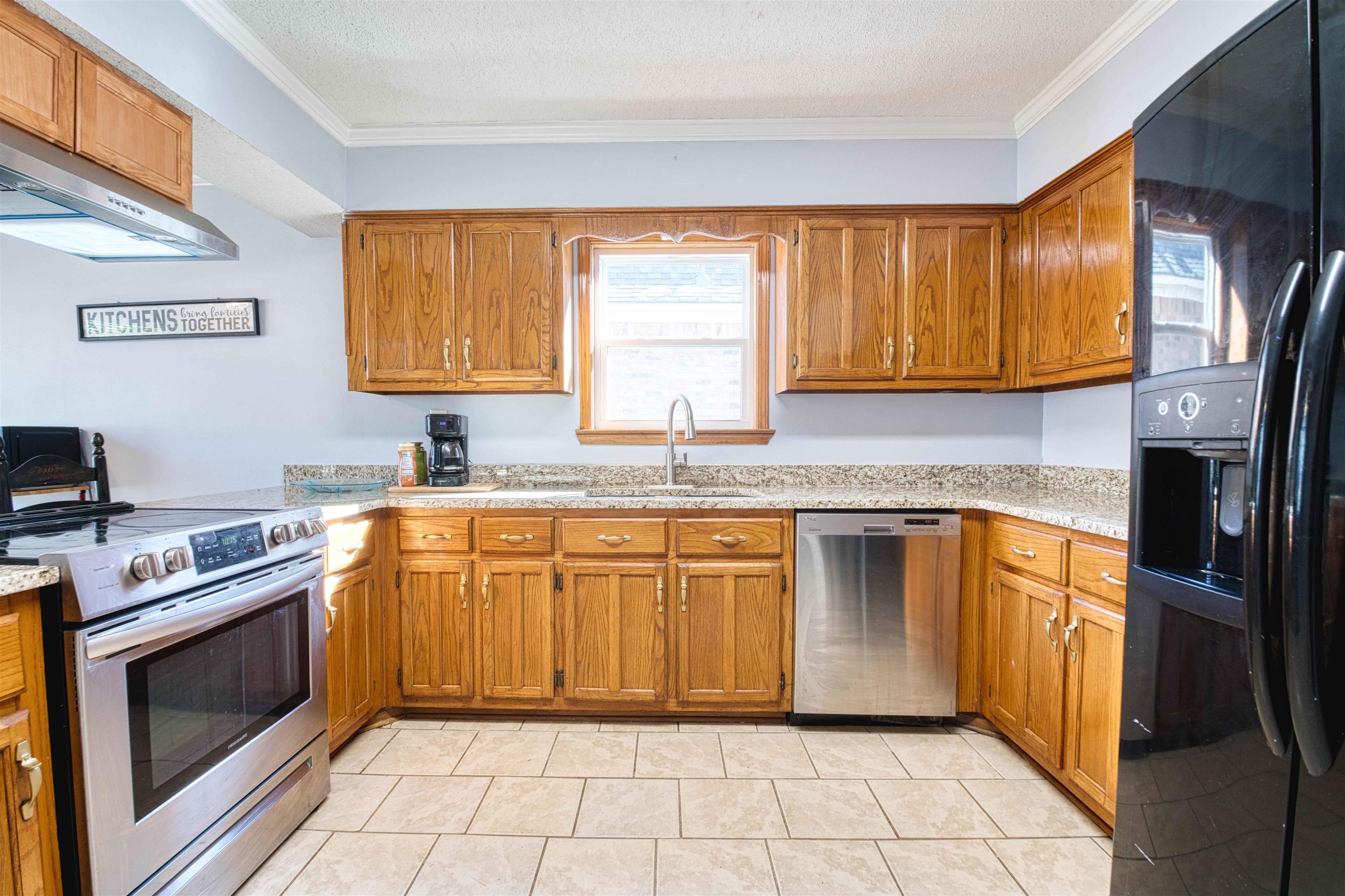 6348 Eastbrier Dr Property Photo 11