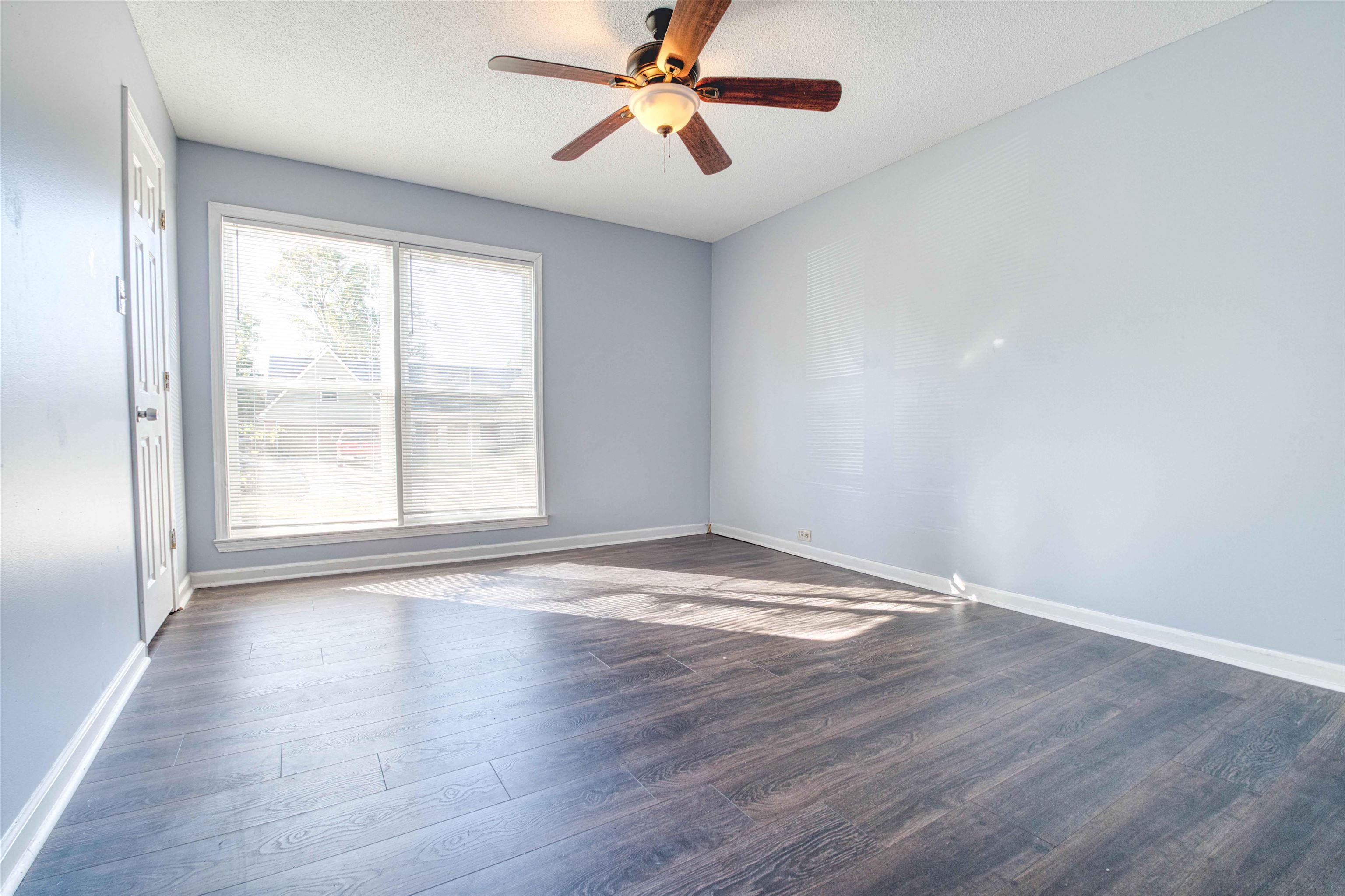 6348 Eastbrier Dr Property Photo 20