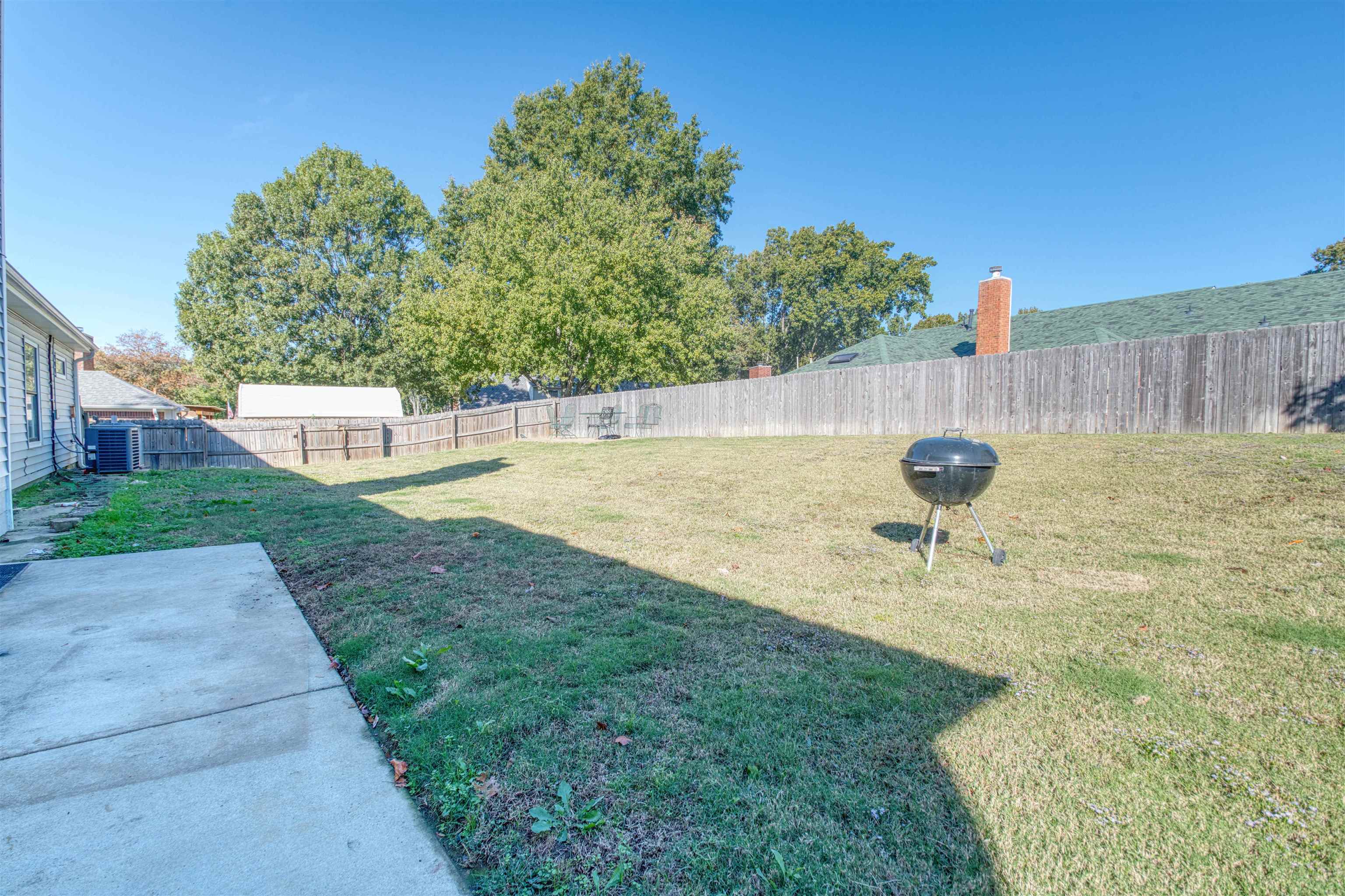 6348 Eastbrier Dr Property Photo 32