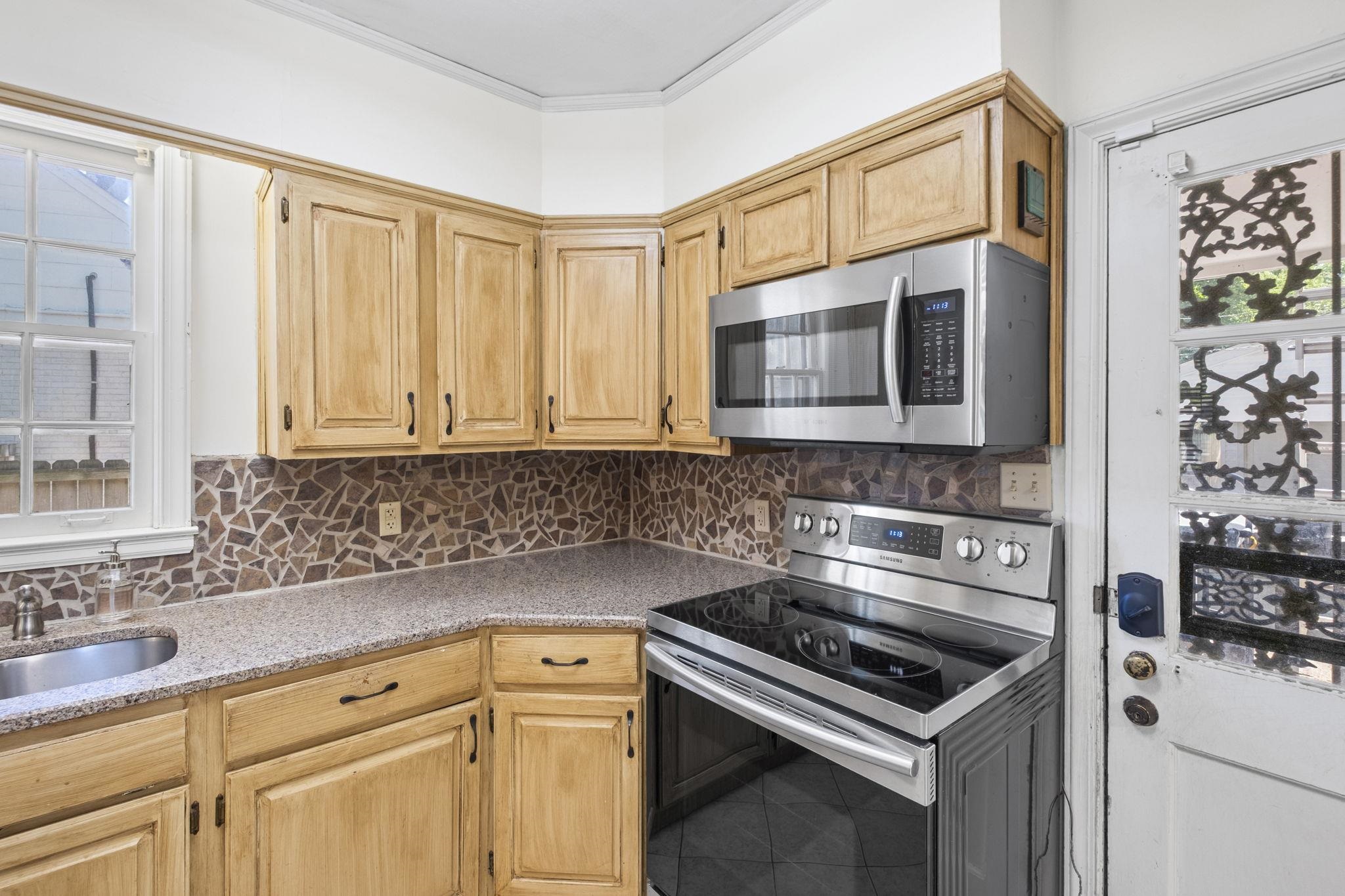 503 E Swan Ridge Cir Property Photo 15