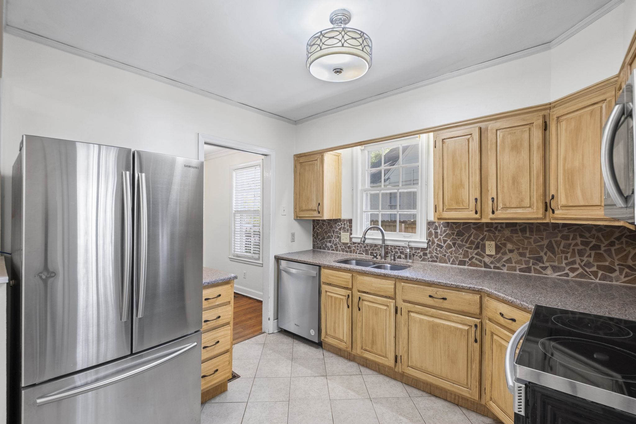 503 E Swan Ridge Cir Property Photo 17