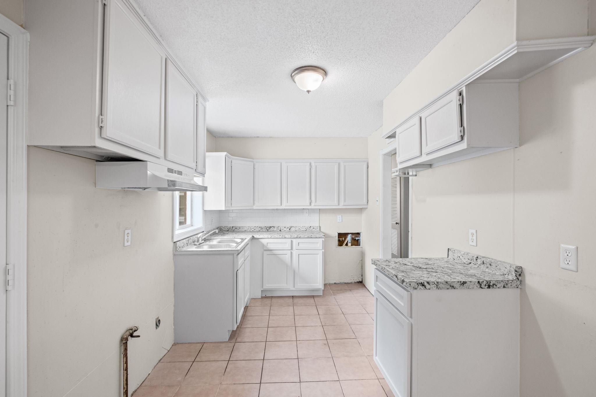 3768 Alma Dr Property Photo 10