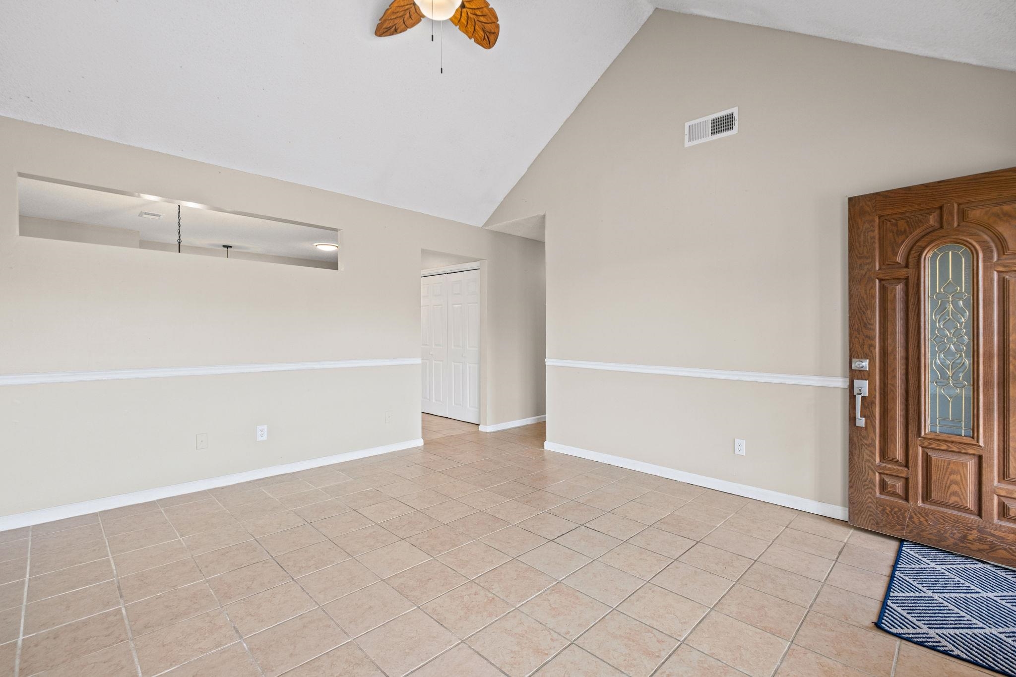 2515 Parkview Dr Property Photo 7
