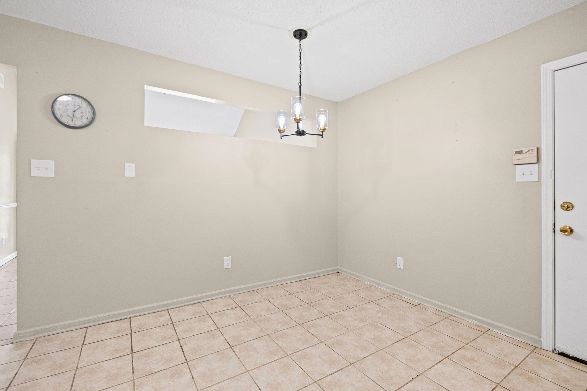 2515 Parkview Dr Property Photo 15