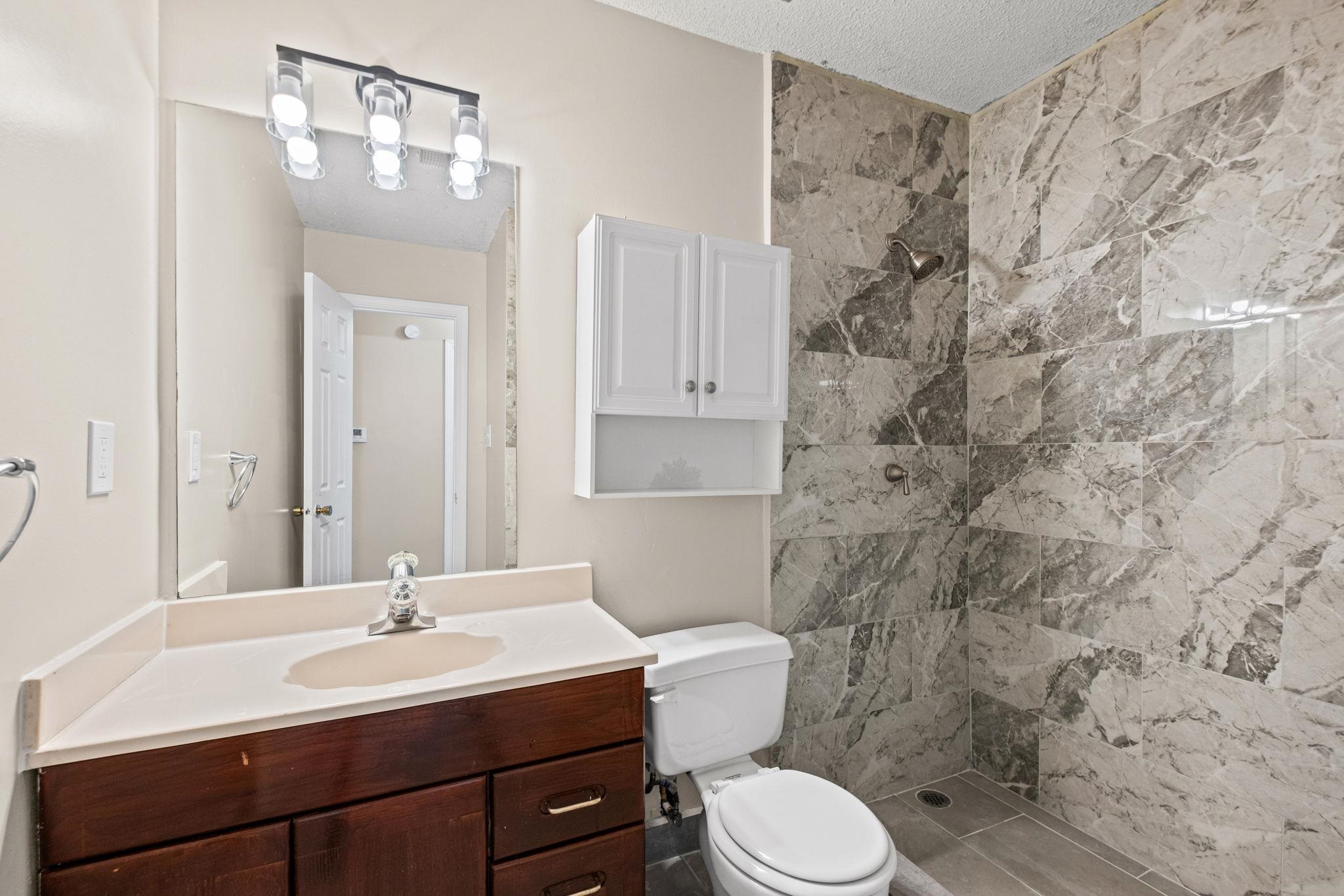 2515 Parkview Dr Property Photo 21