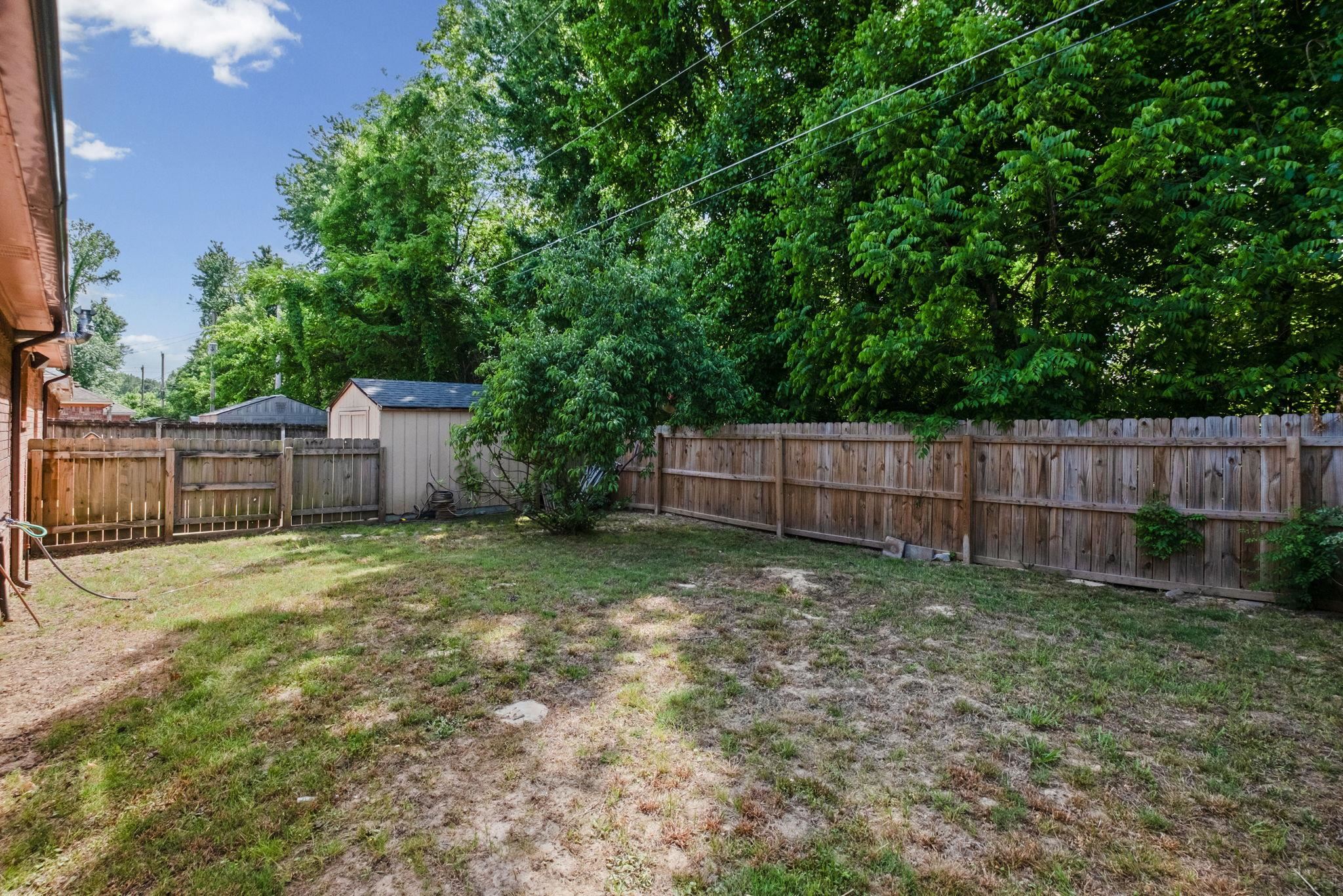 2515 Parkview Dr Property Photo 25