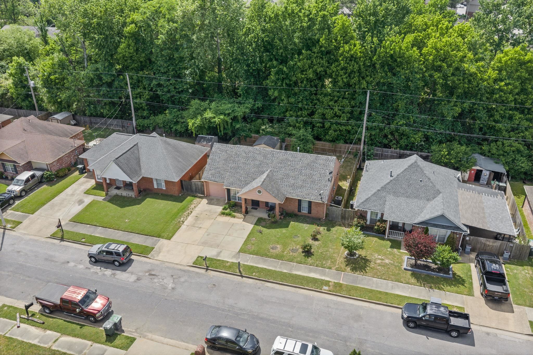 2515 Parkview Dr Property Photo 27