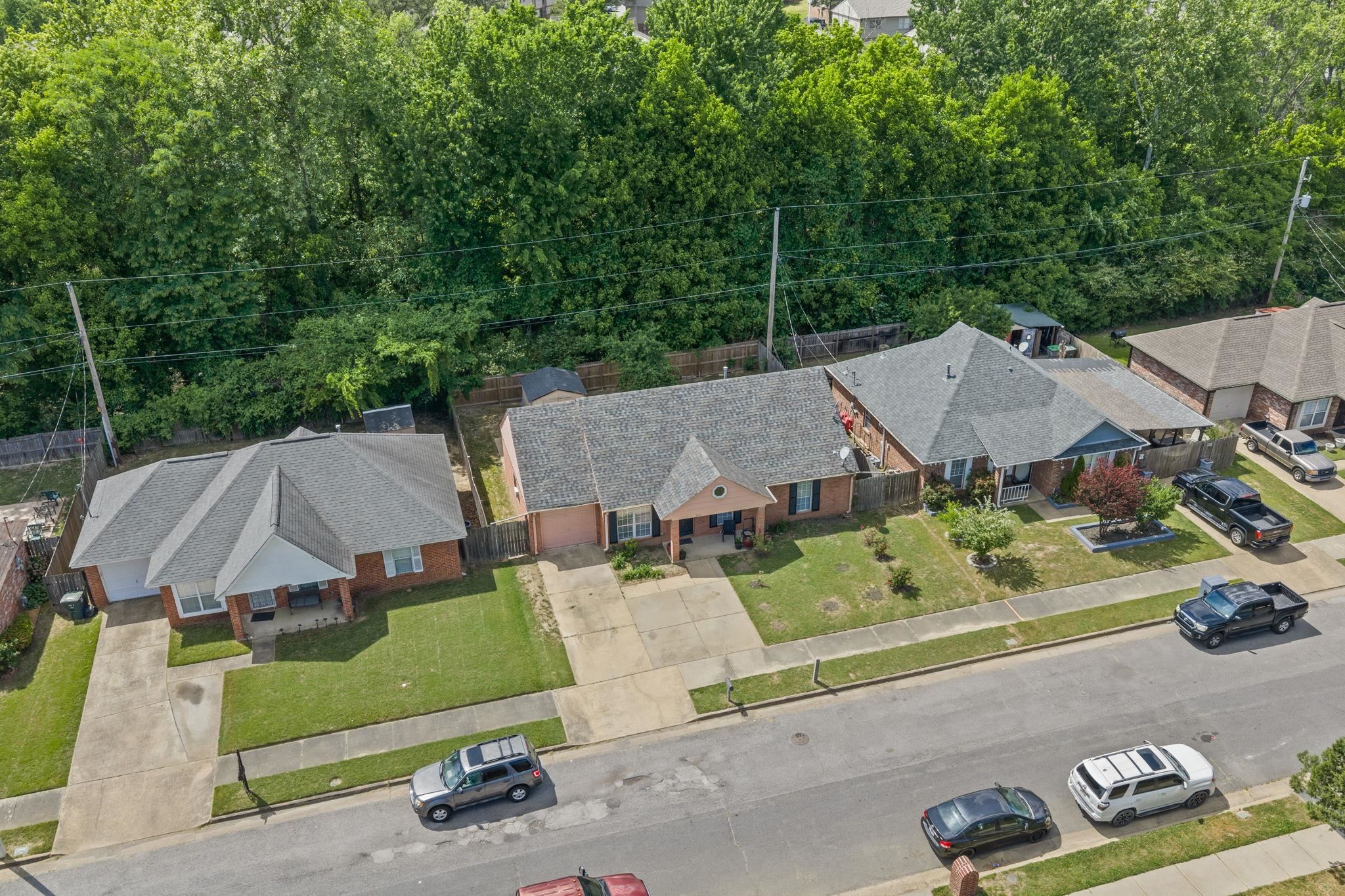 2515 Parkview Dr Property Photo 29