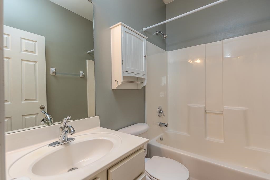 1340 Island Town Dr Property Photo 19