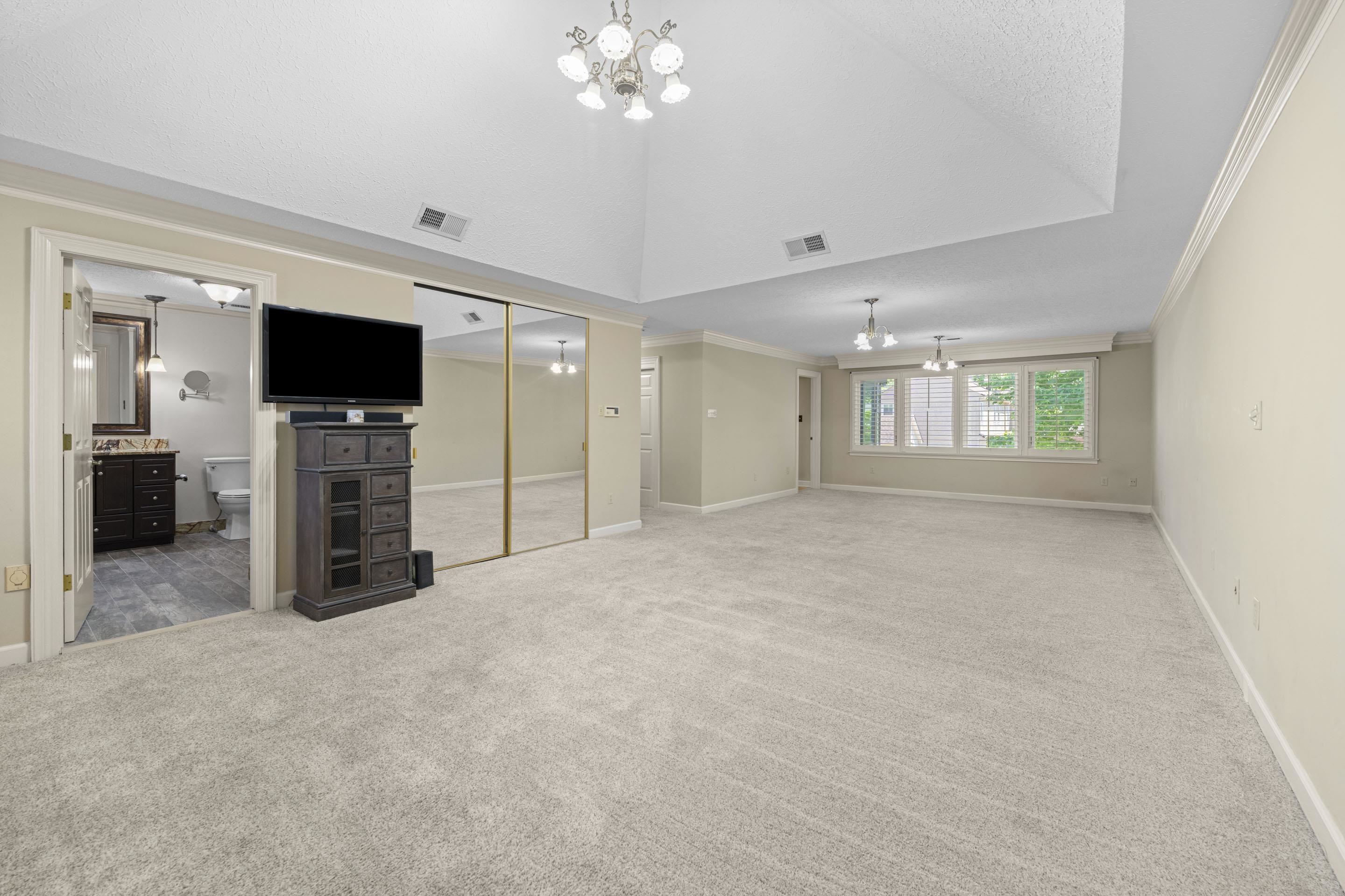 8449 Lansingwood Cv Property Photo 22