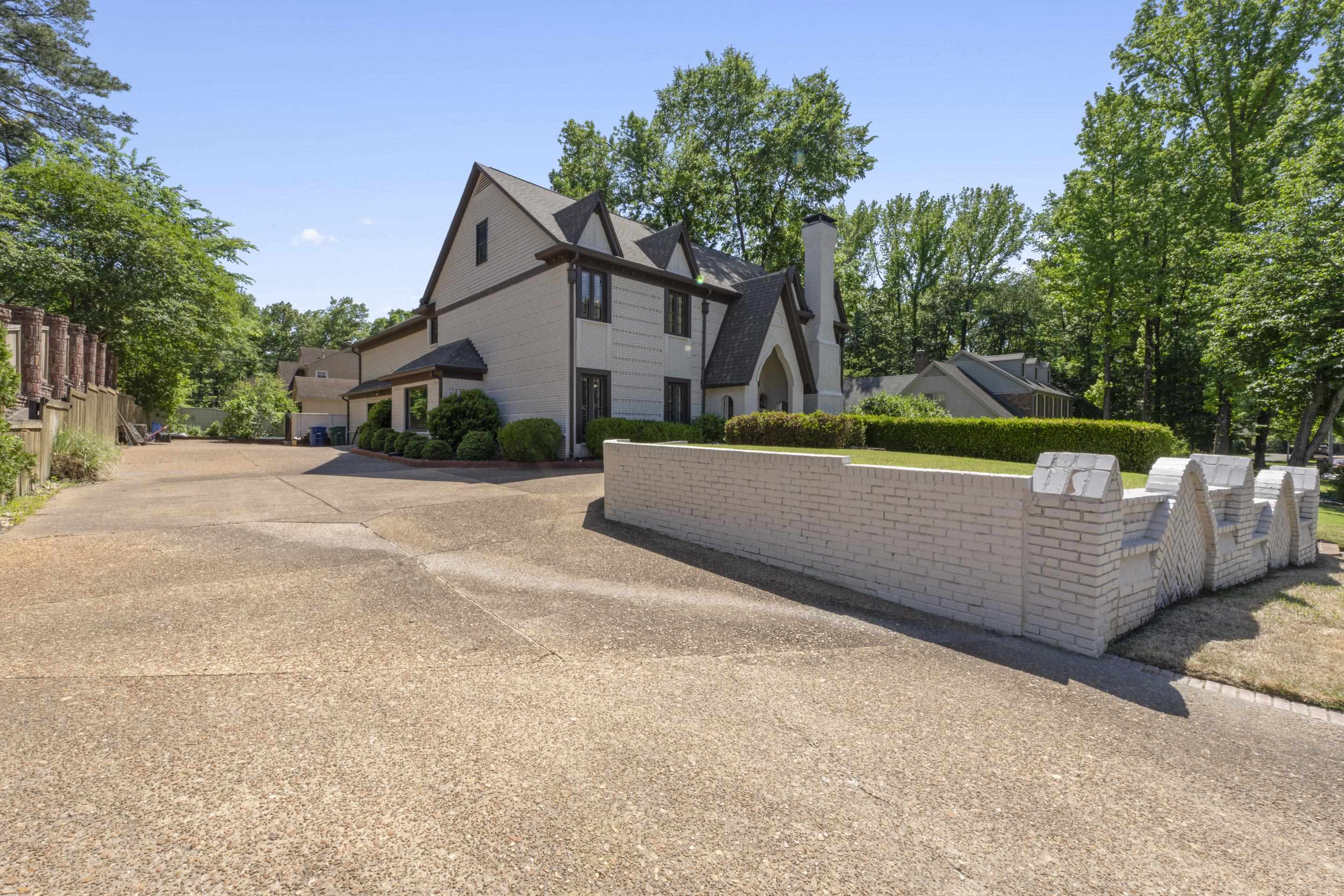 8449 Lansingwood Cv Property Photo 30