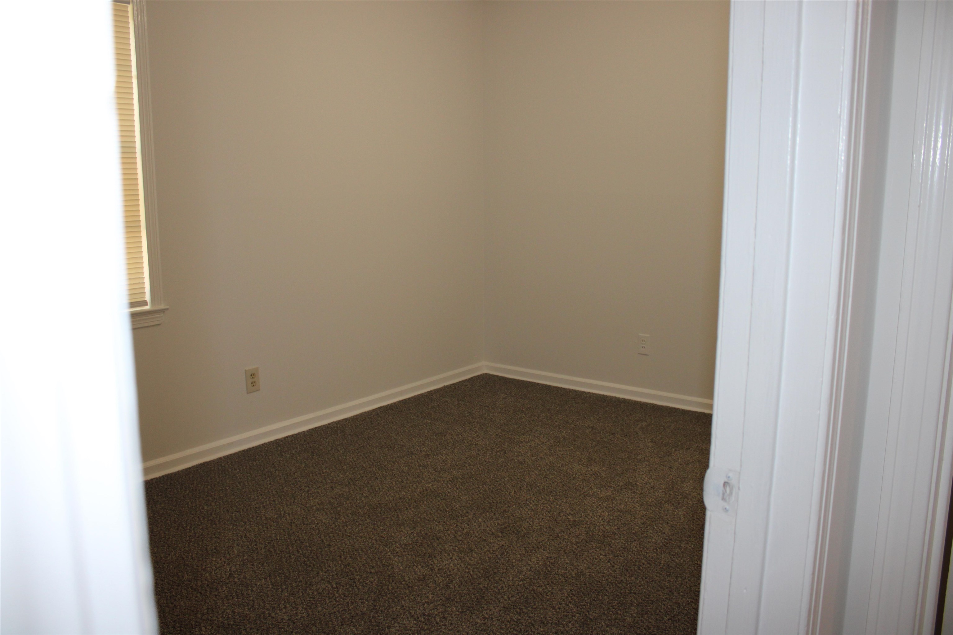 5552 Millbranch Rd Property Photo 14