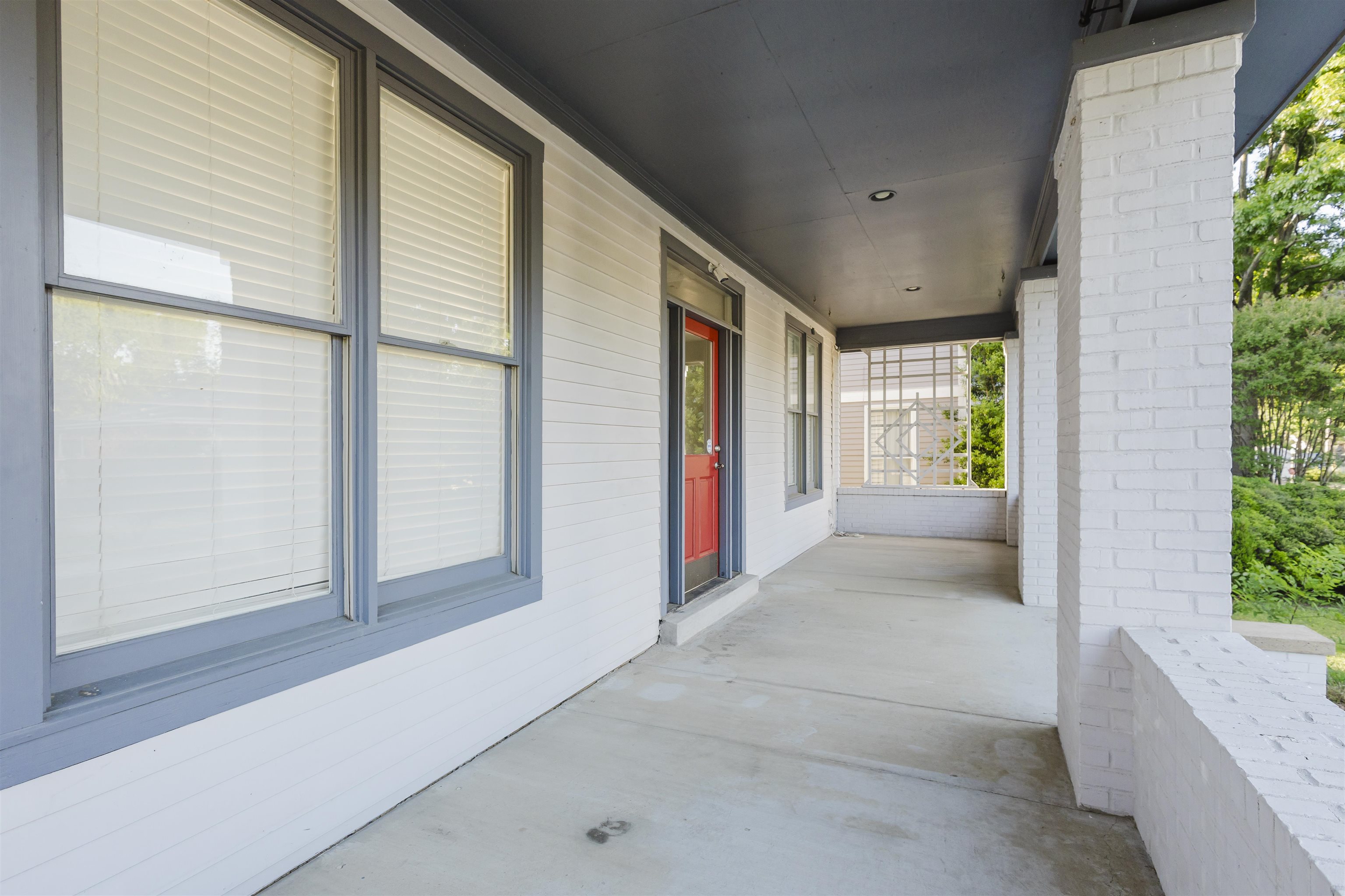 357 Angelus St Property Photo 6