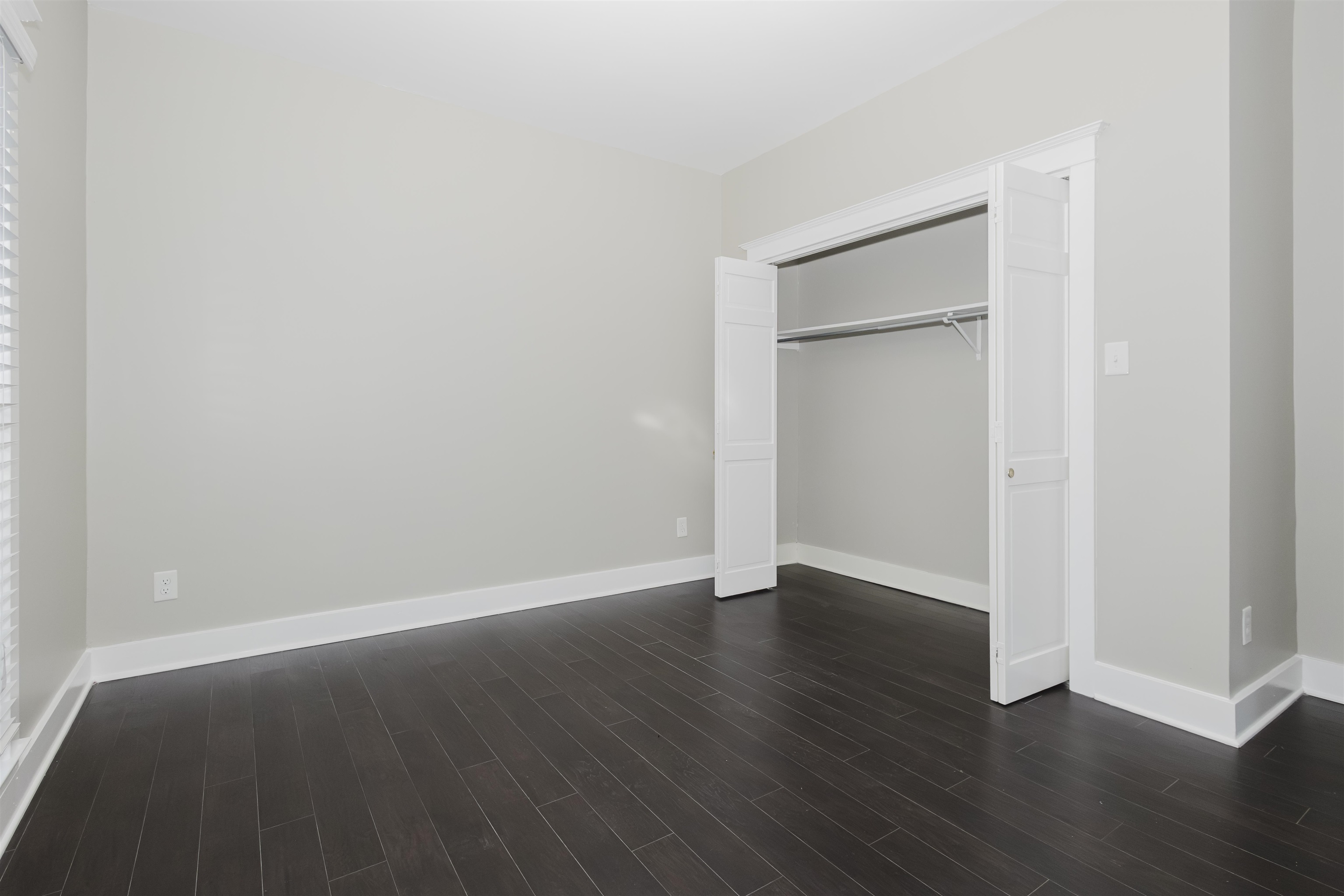 357 Angelus St Property Photo 24
