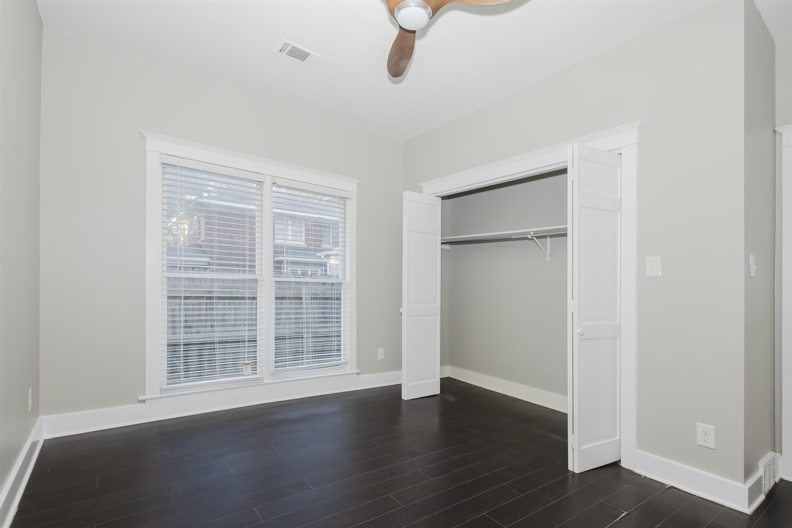 357 Angelus St Property Photo 28