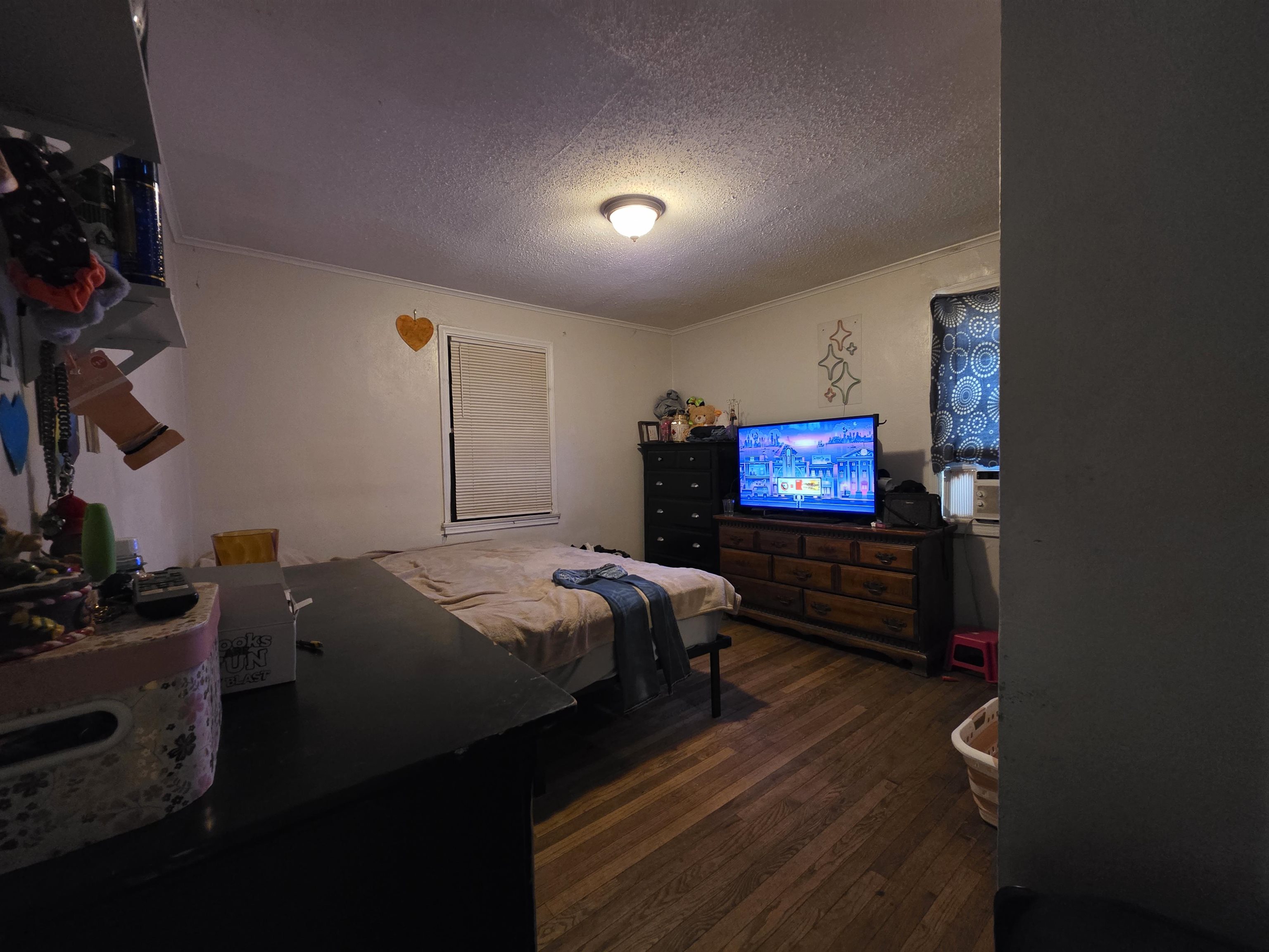 3562 Vernon Ave Property Photo 4
