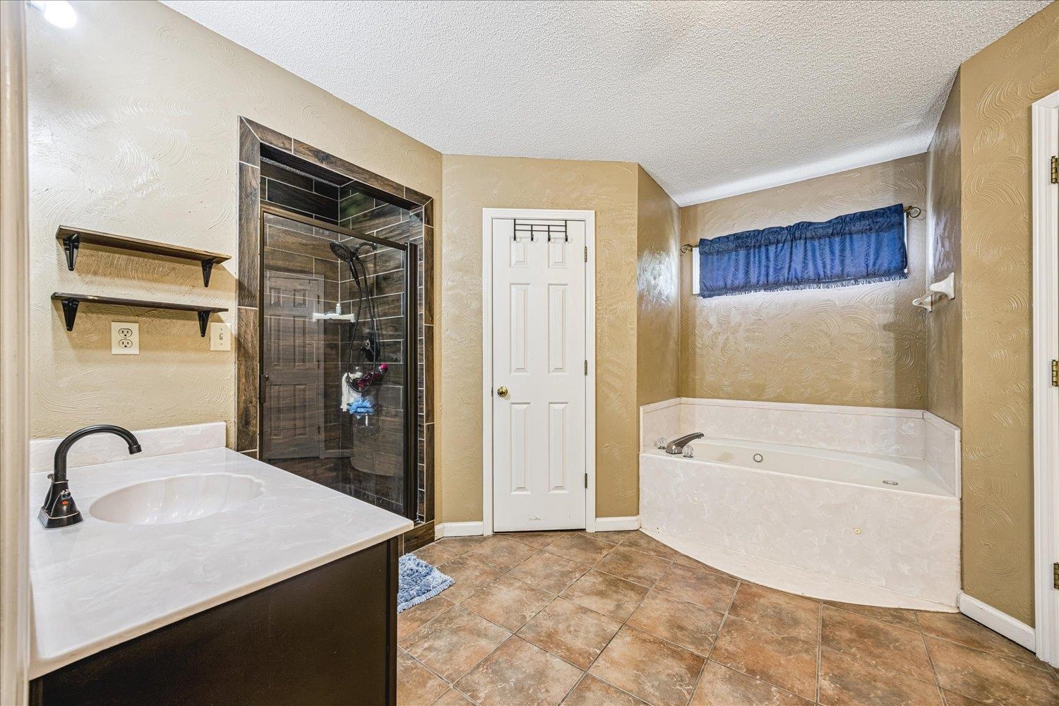 5128 Overview Rdg Property Photo 18