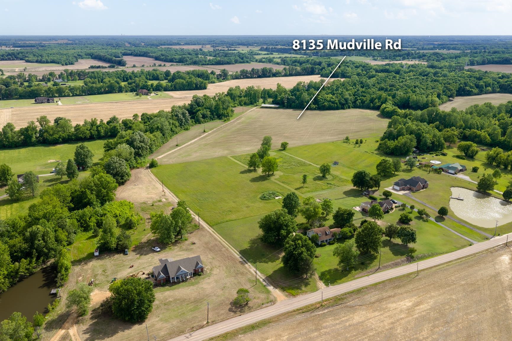 8135 Mudville Rd Property Photo 2