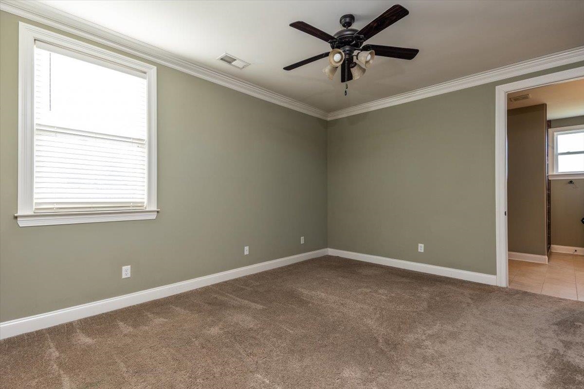 5345 E Pointe Dr Property Photo 34