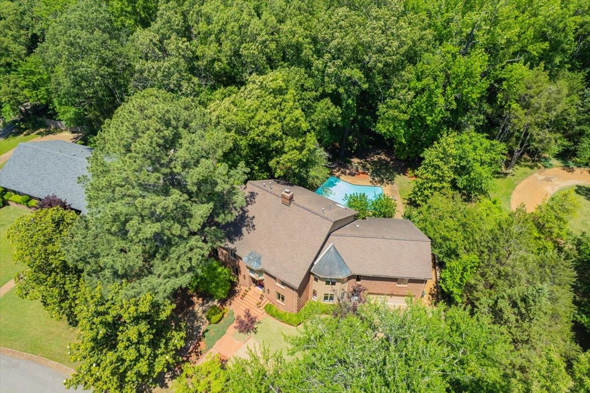 5992 Manor Cv Property Photo 3