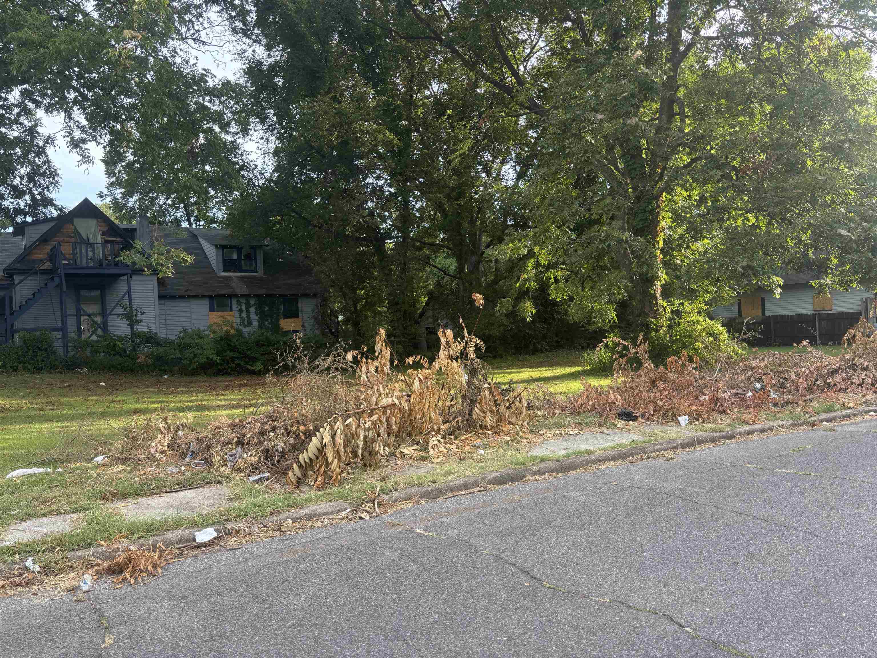 443 Simpson St Property Photo 2