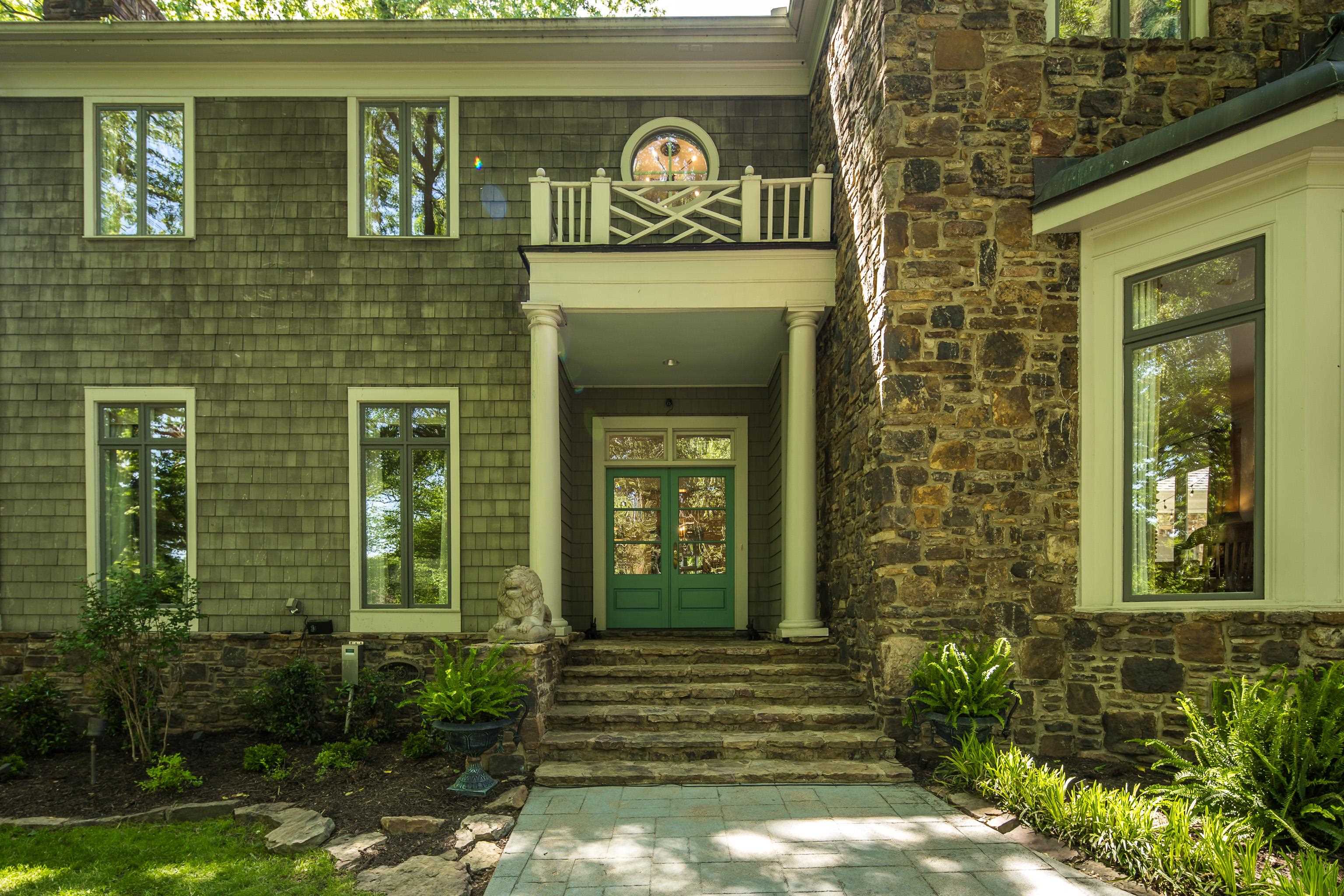 175 Waring Rd Property Photo 4