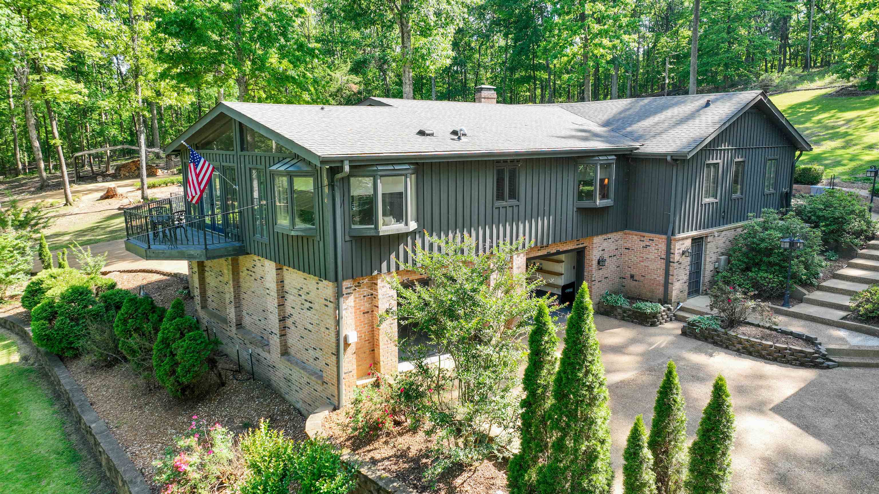 650 Caney Hollow Rd Property Photo 4