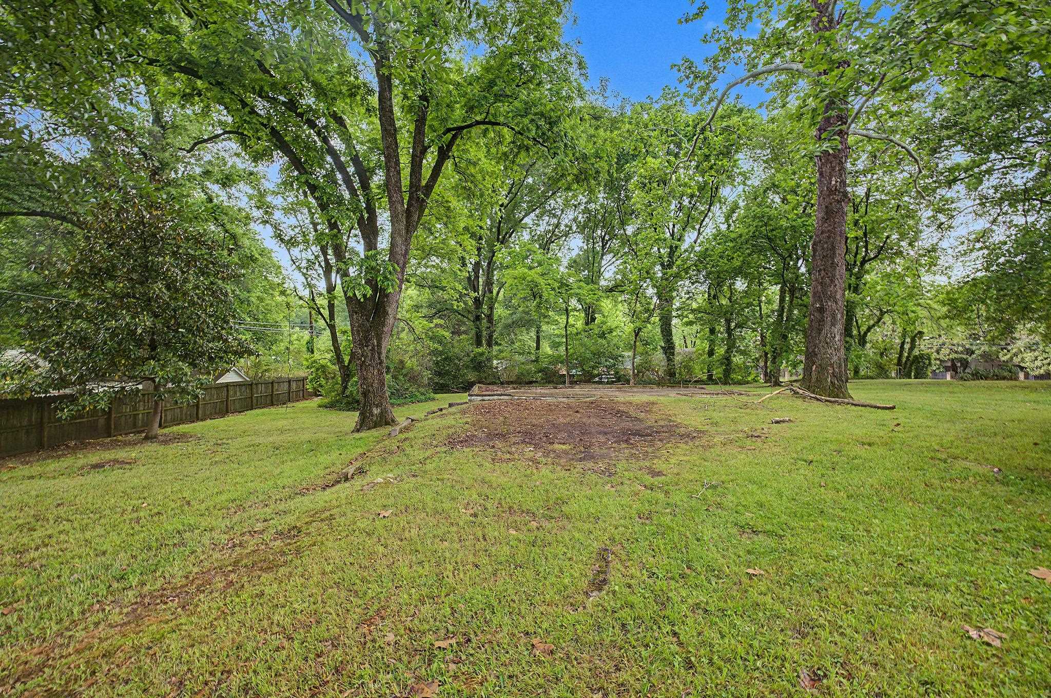 790 Colonial Rd Property Photo 14