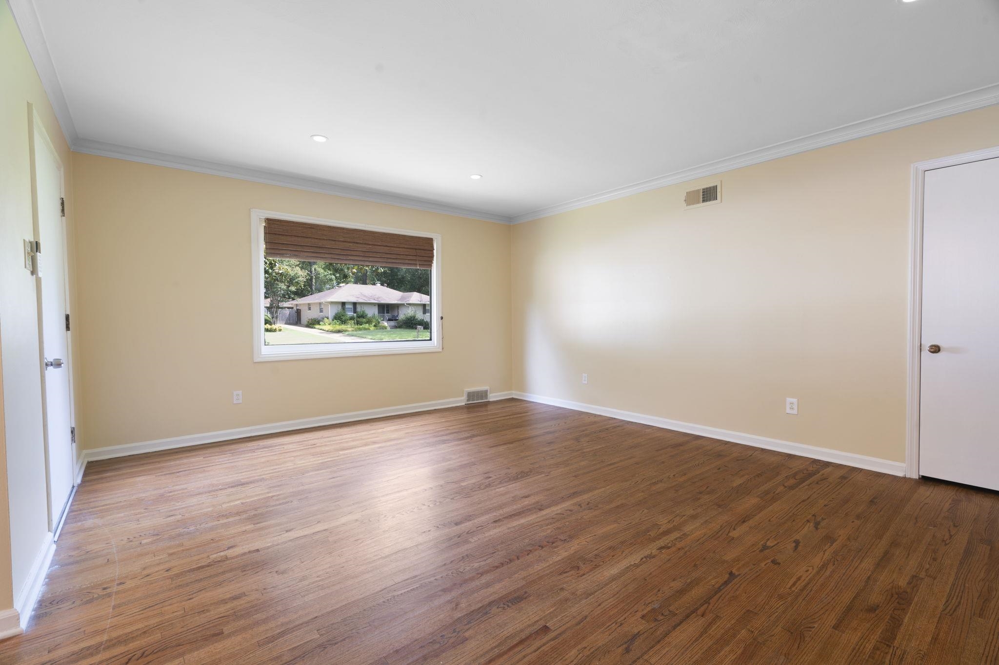 209 Leonora Dr Property Photo 28