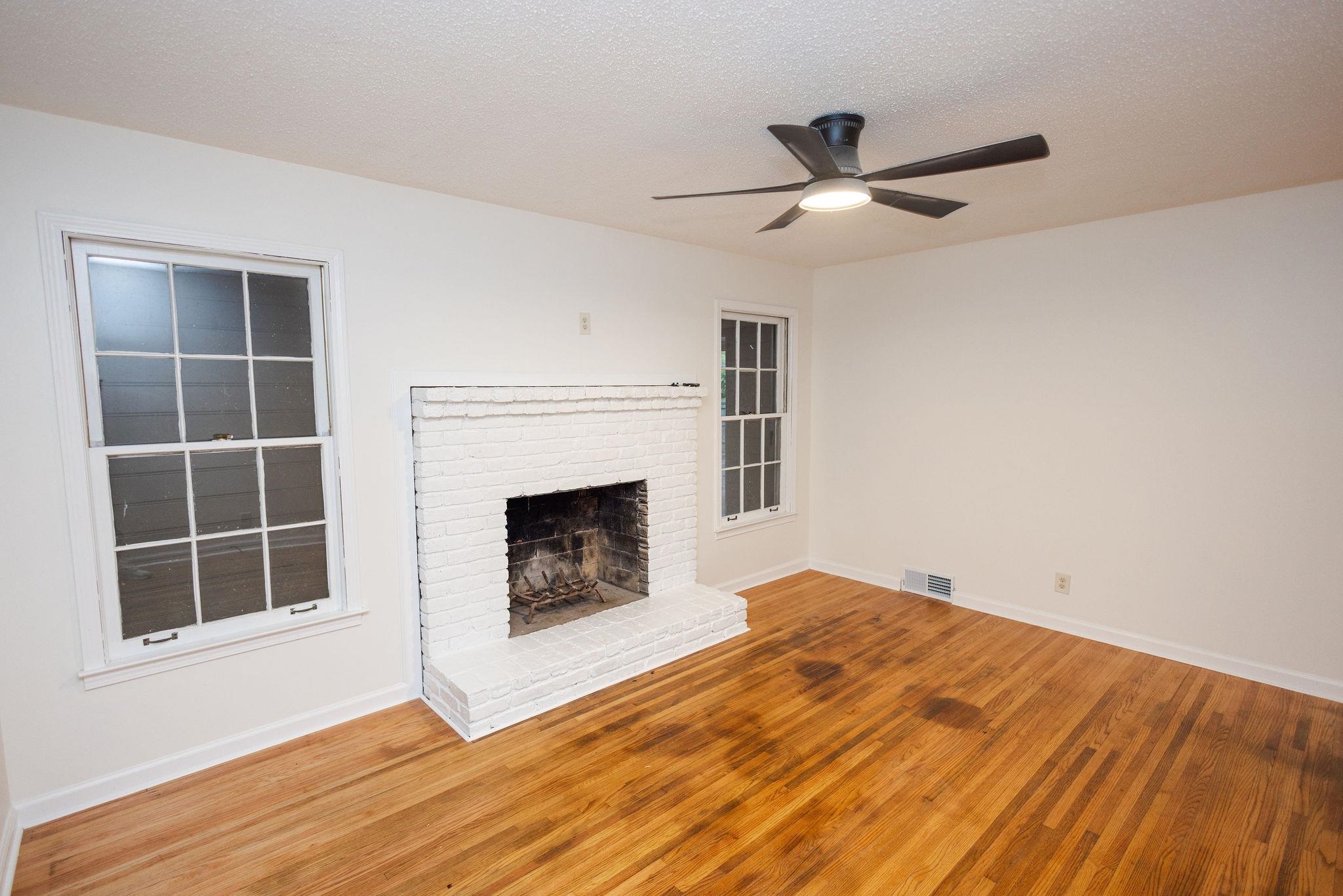 3217 Joslyn St Property Photo 17