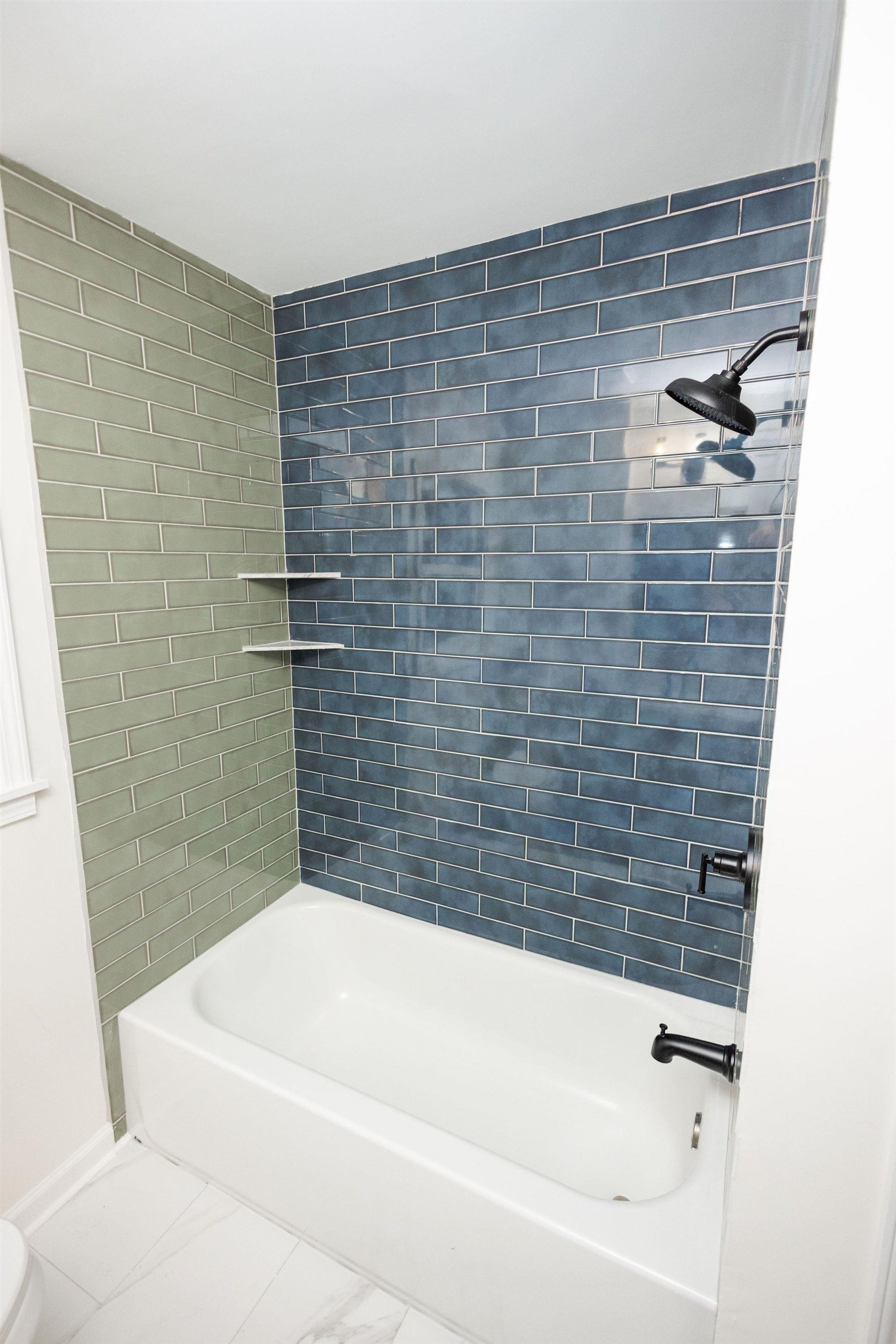 3217 Joslyn St Property Photo 23