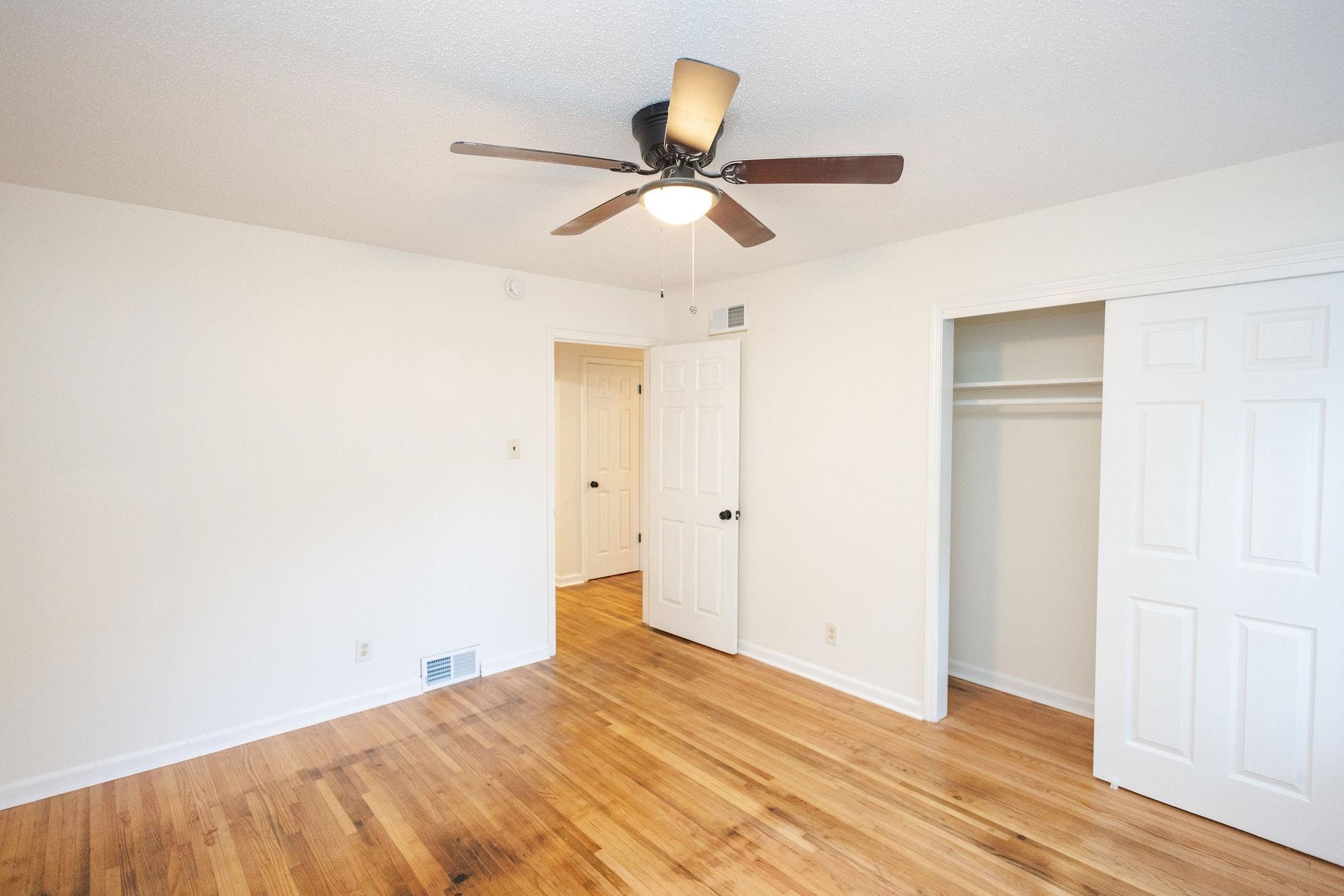 3217 Joslyn St Property Photo 25