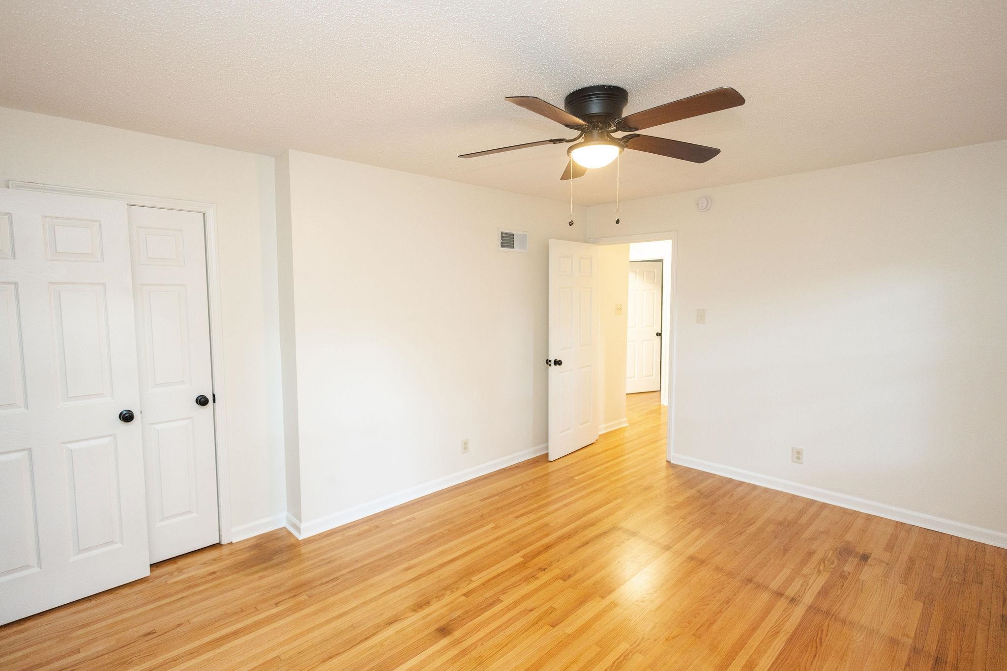 3217 Joslyn St Property Photo 32