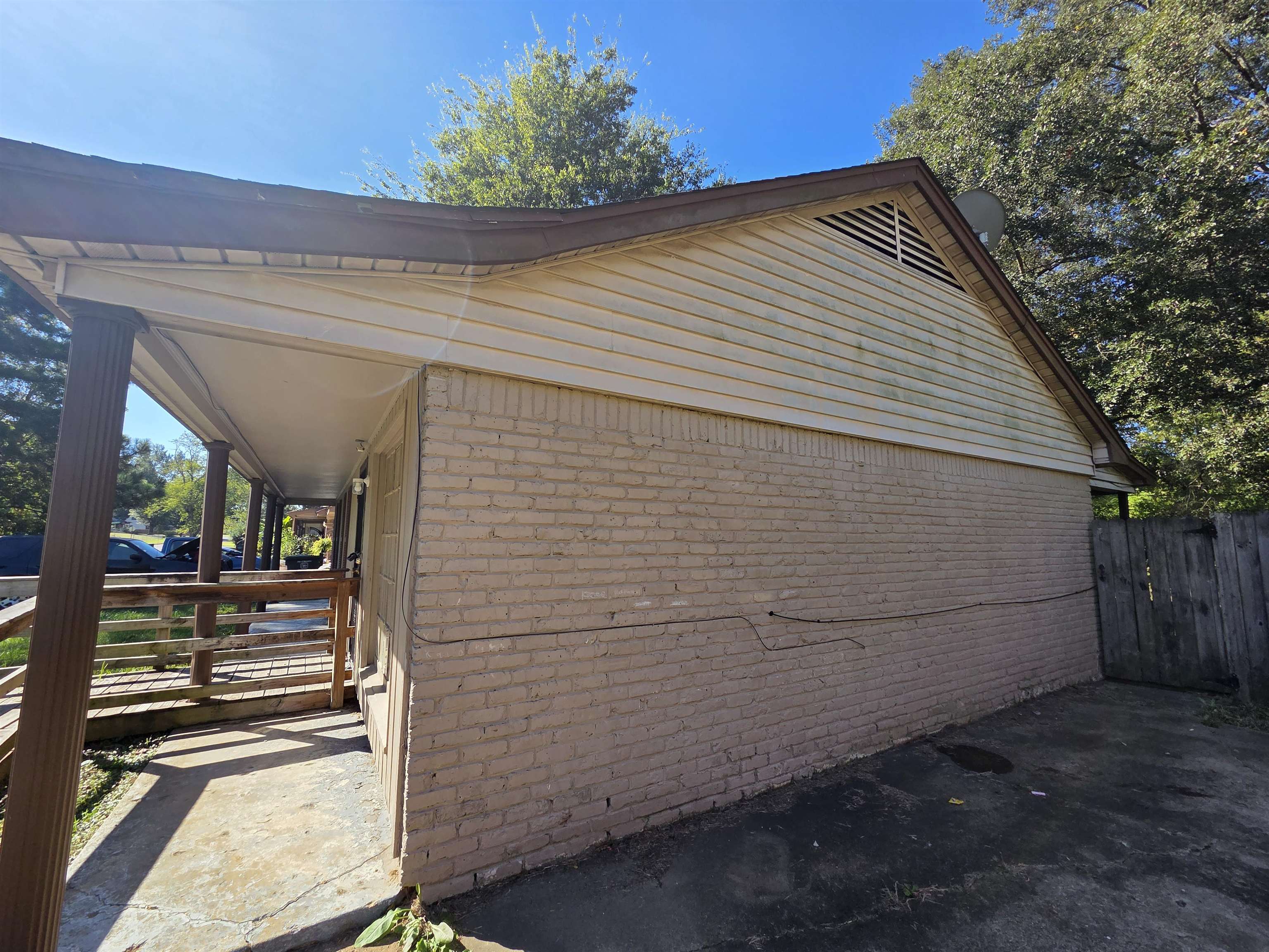 4573 Appleville St Property Photo 4
