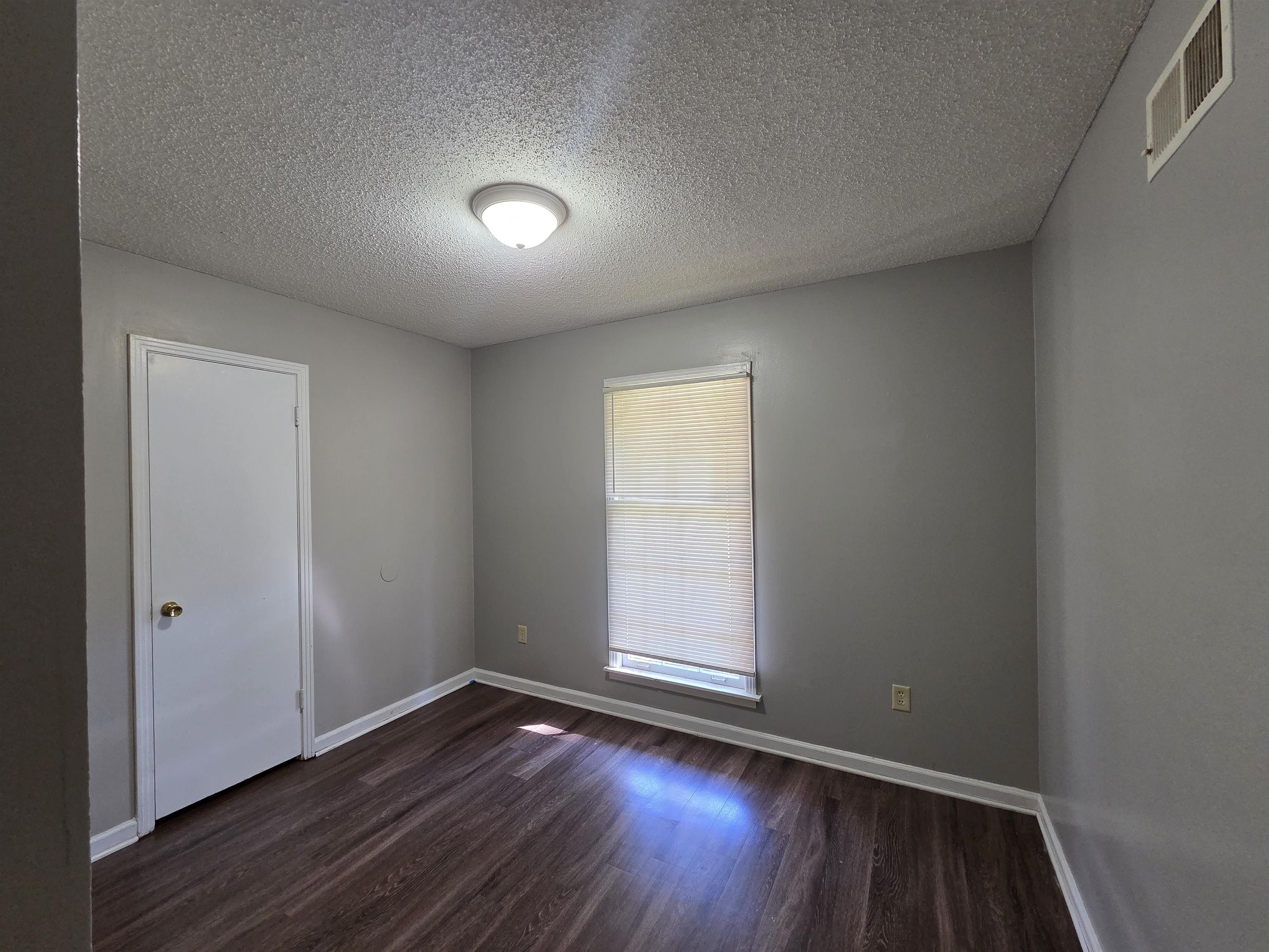 4573 Appleville St Property Photo 7