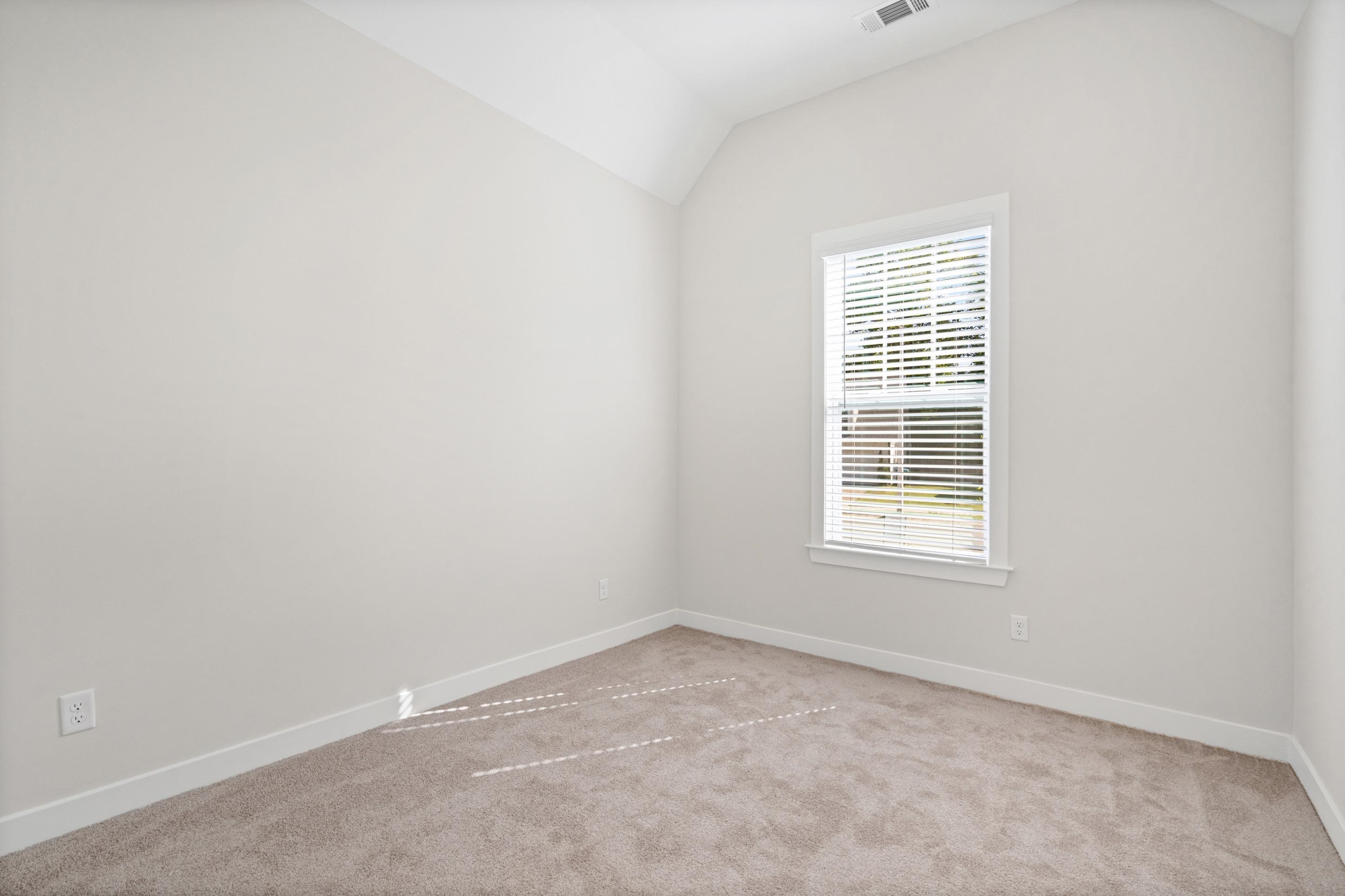 38 Rose Bush St Property Photo 14