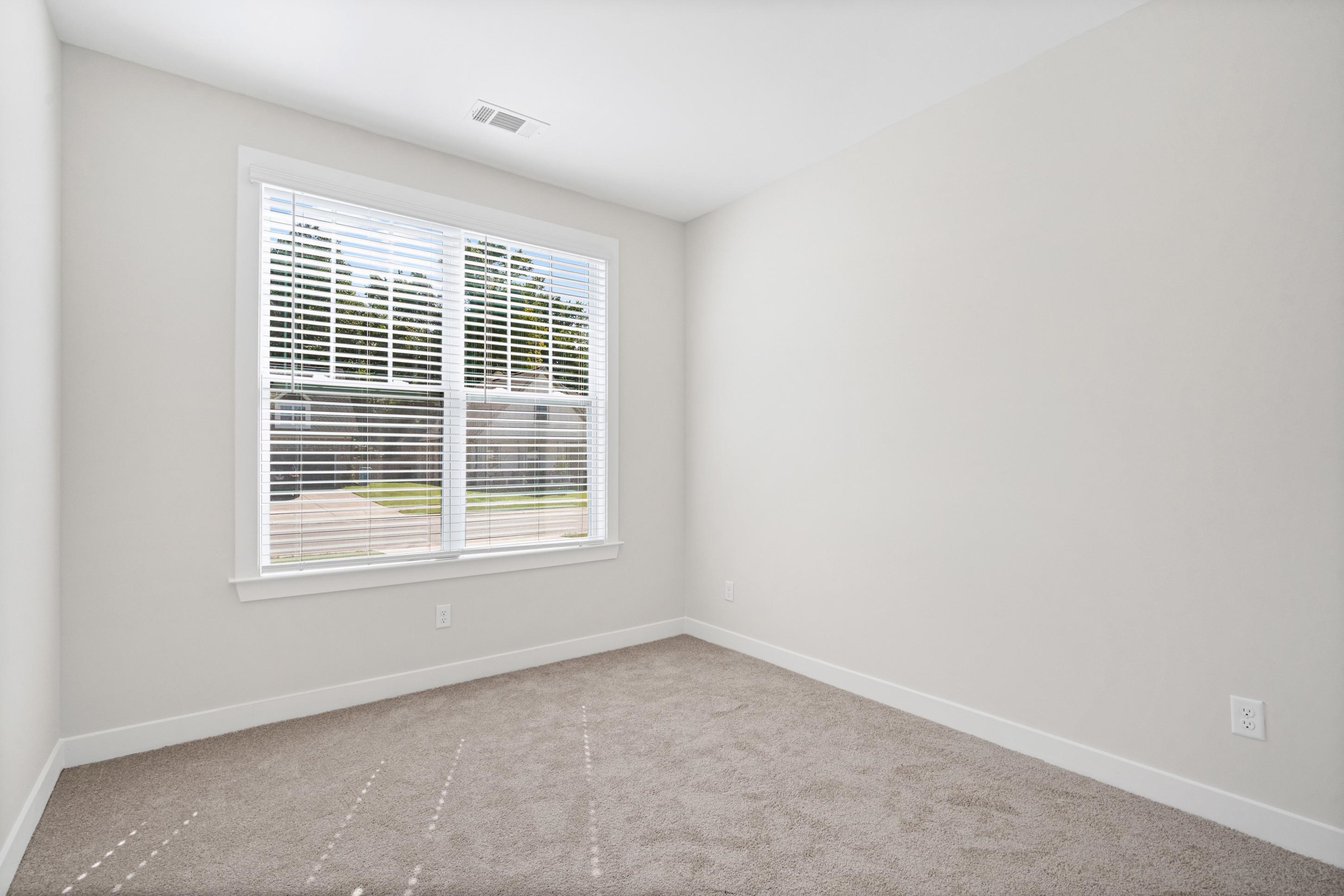 38 Rose Bush St Property Photo 16