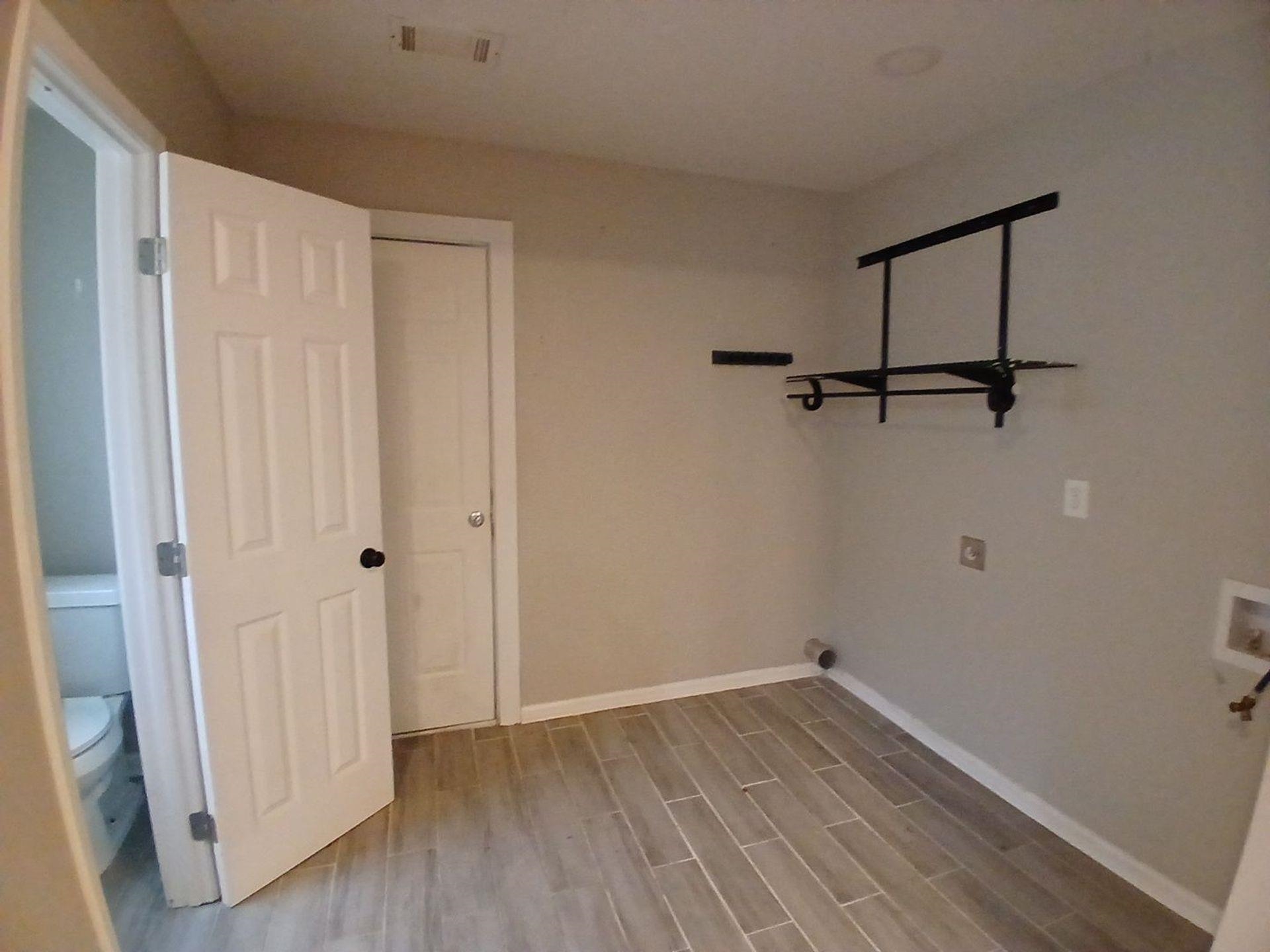 3470 Denver St Property Photo 5