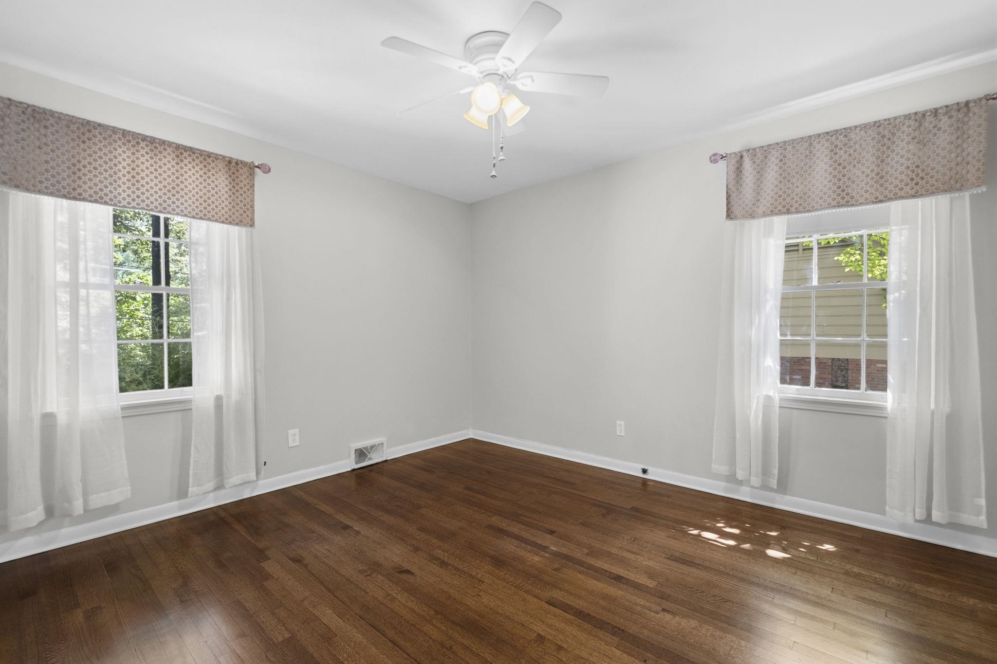5442 N Rolling Oaks Dr Property Photo 22
