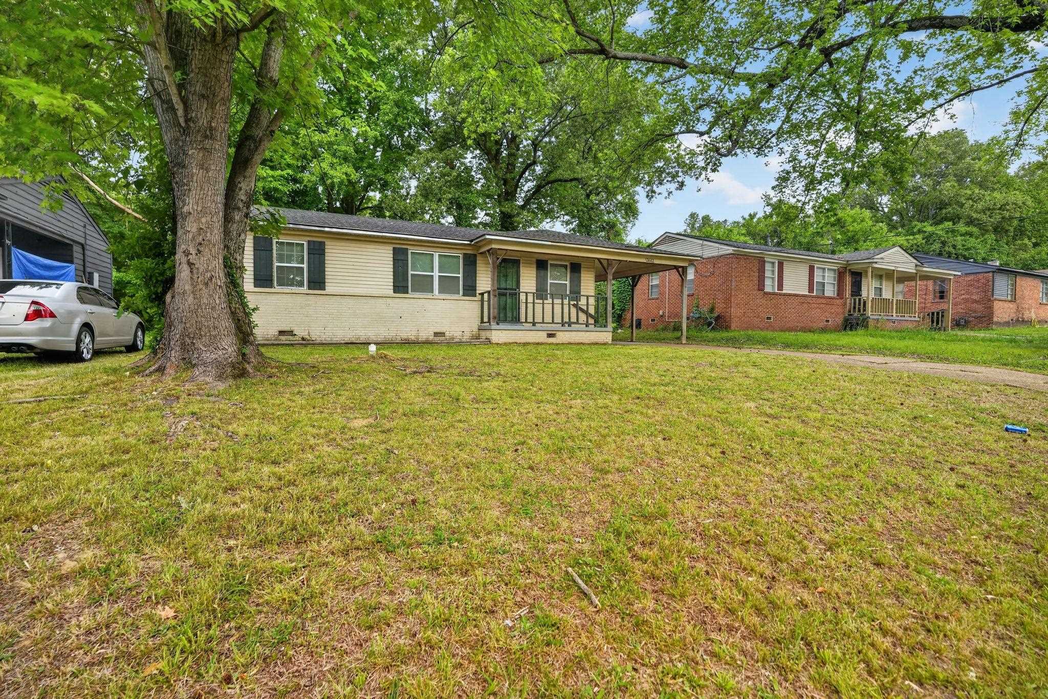 3663 Mountain Terrace St Property Photo 3