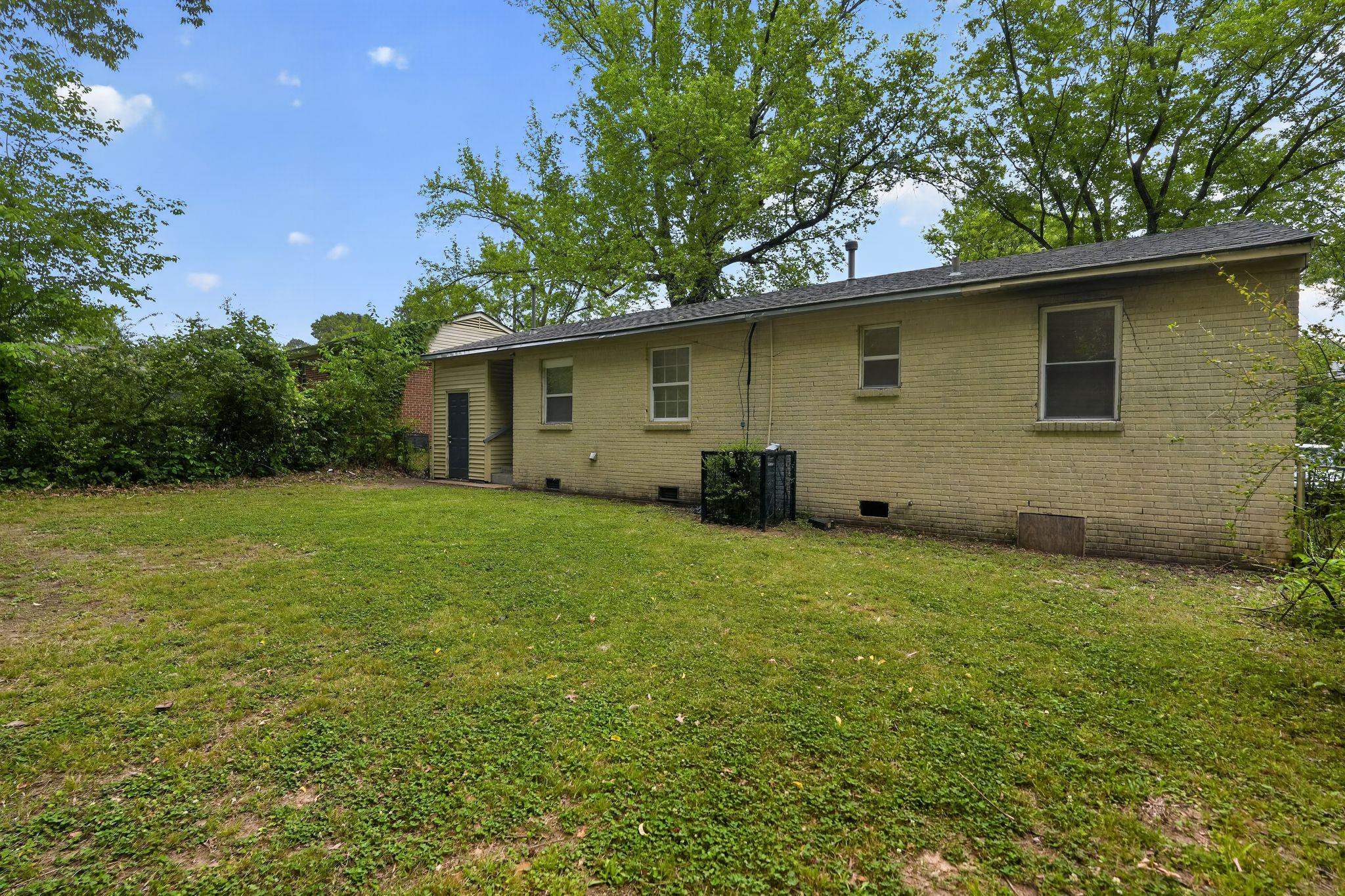 3663 Mountain Terrace St Property Photo 6