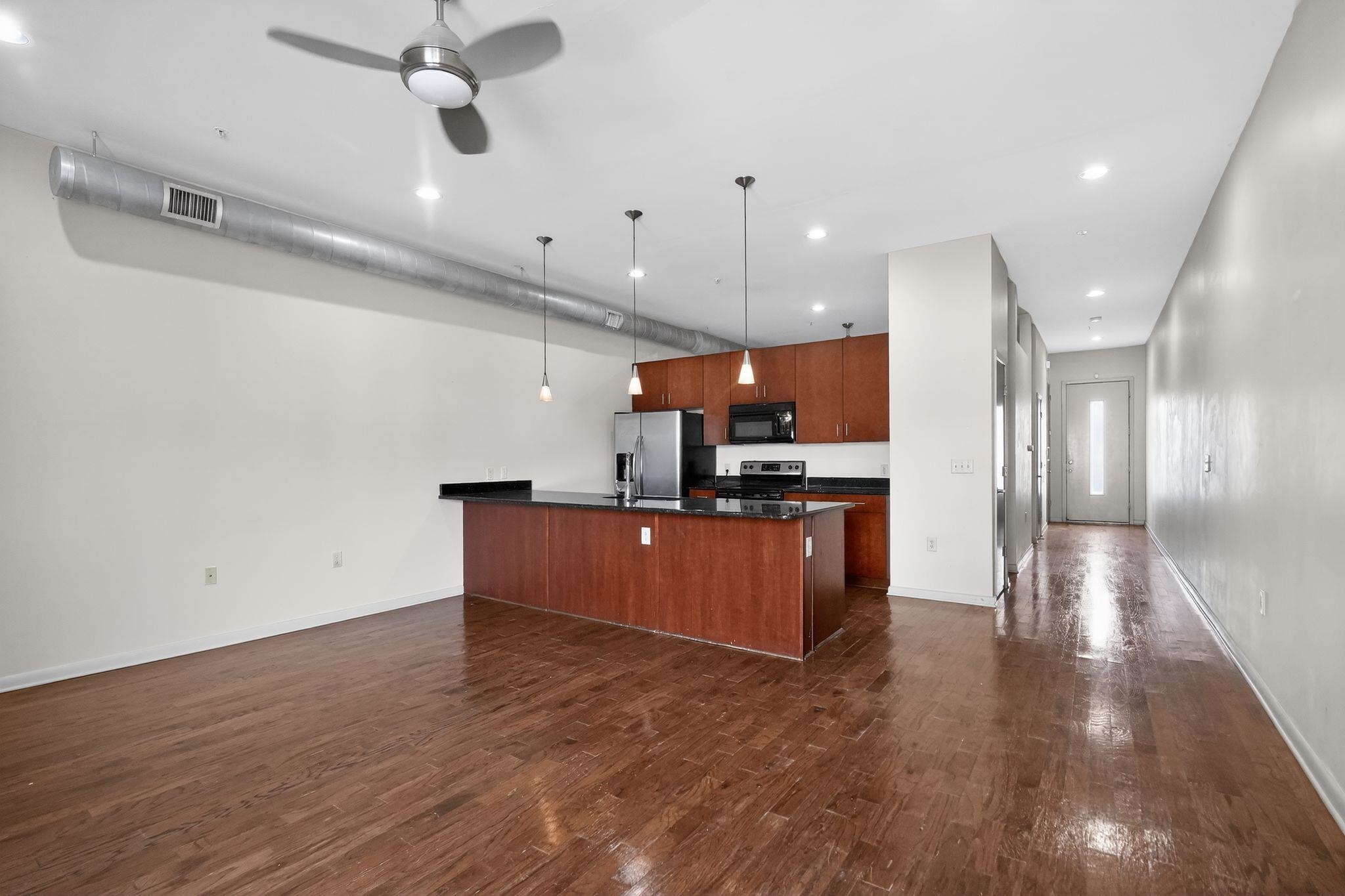 437 Monroe Ave 111 Property Photo 17
