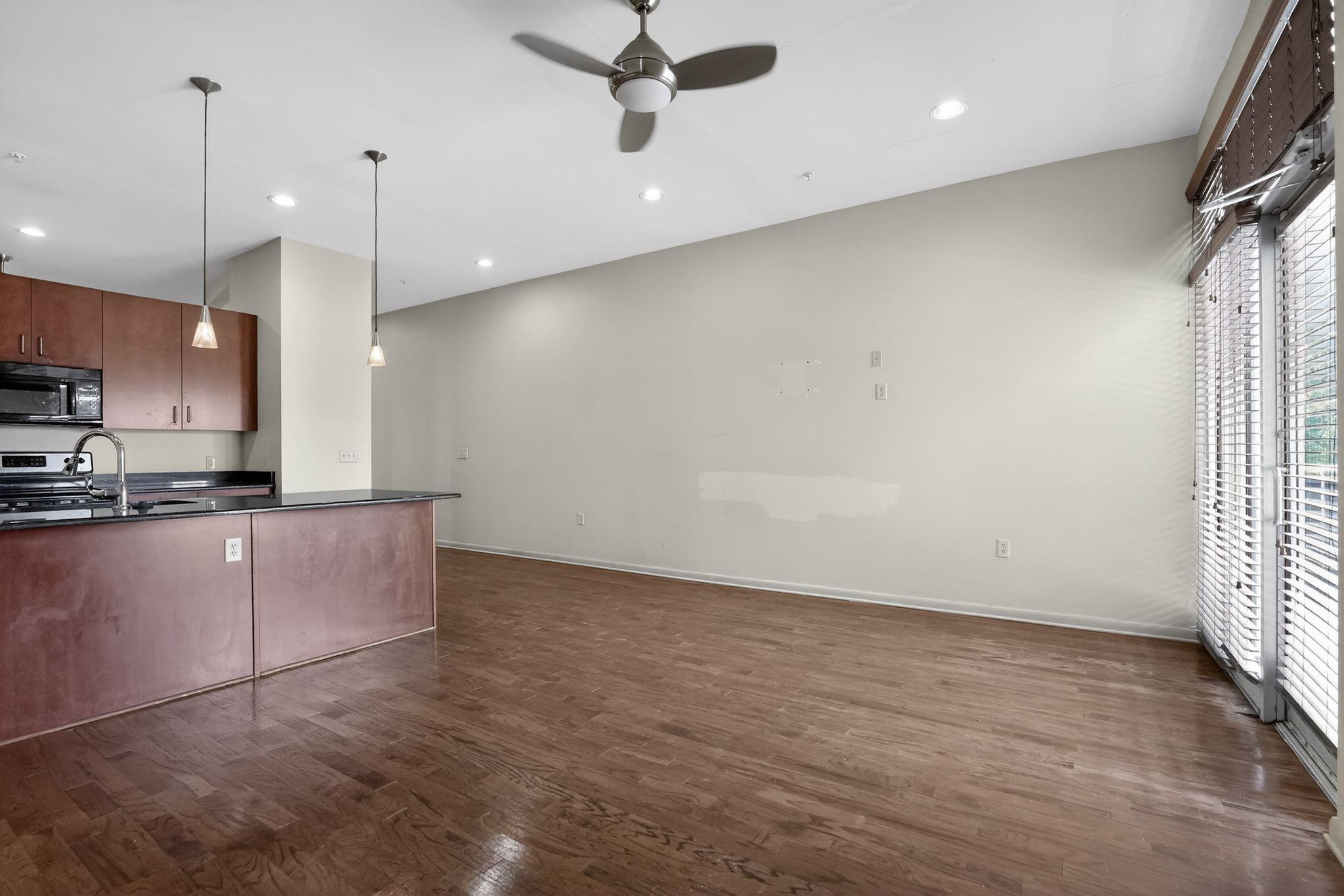 437 Monroe Ave 111 Property Photo 20